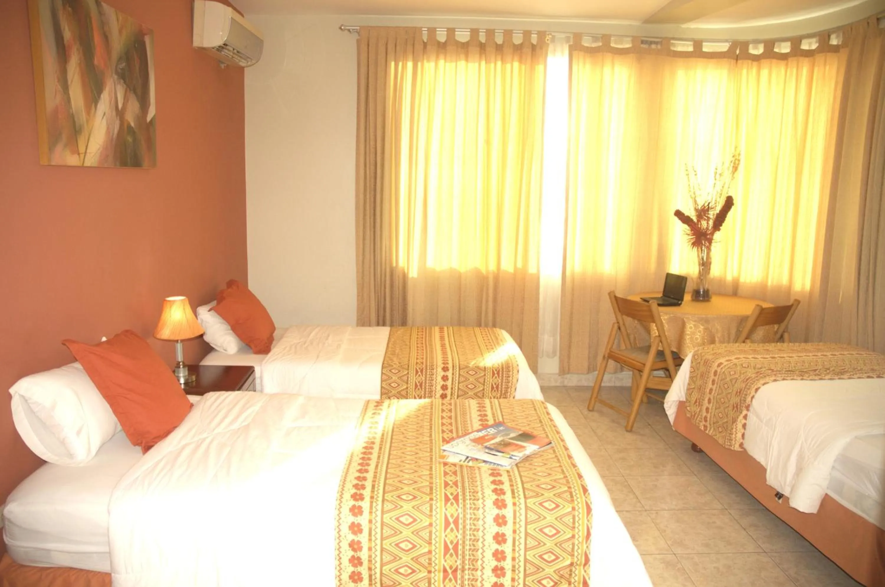 Photo of the whole room, Bed in Hotel Air Suites