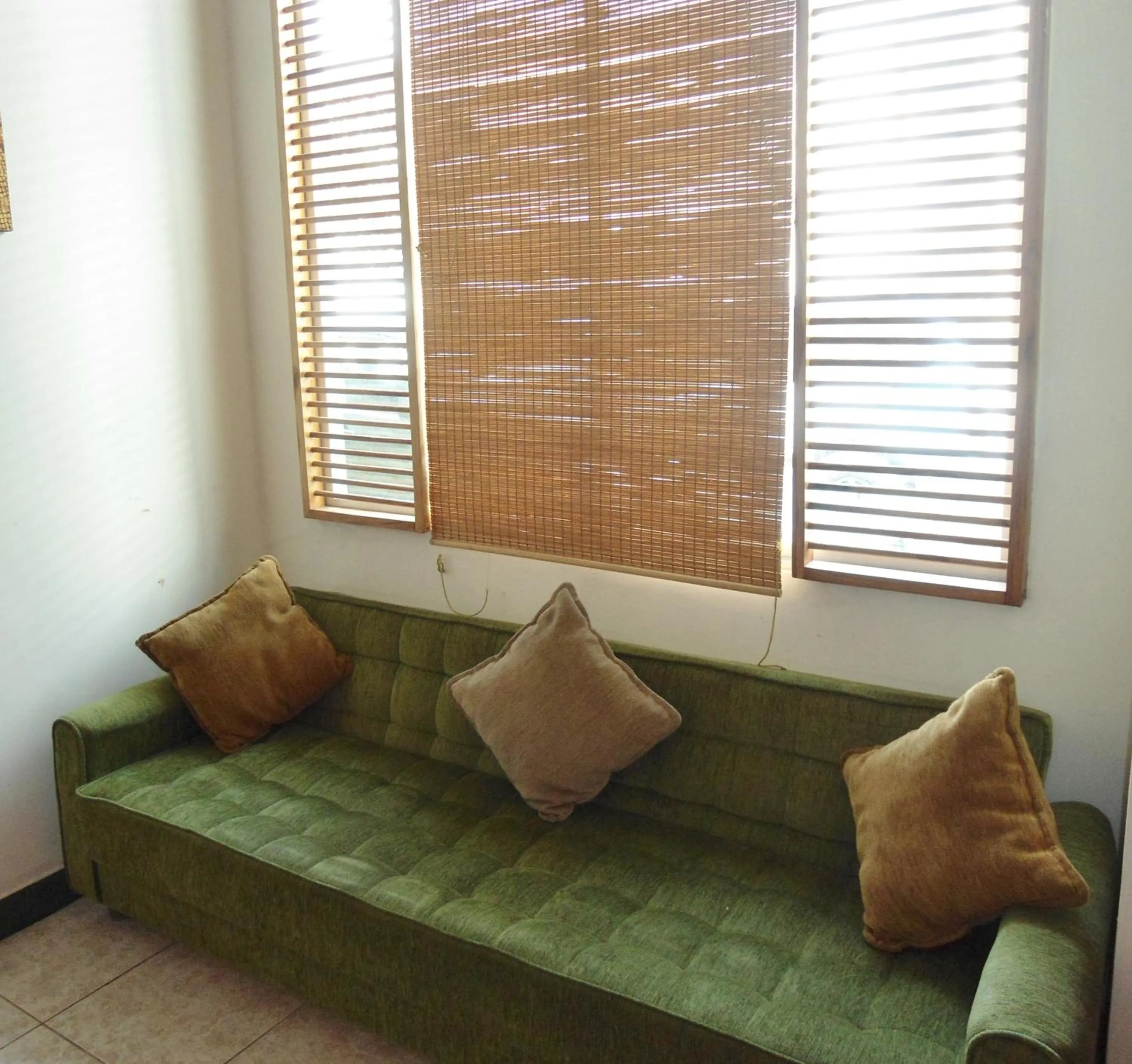 Seating area in Hotel Air Suites