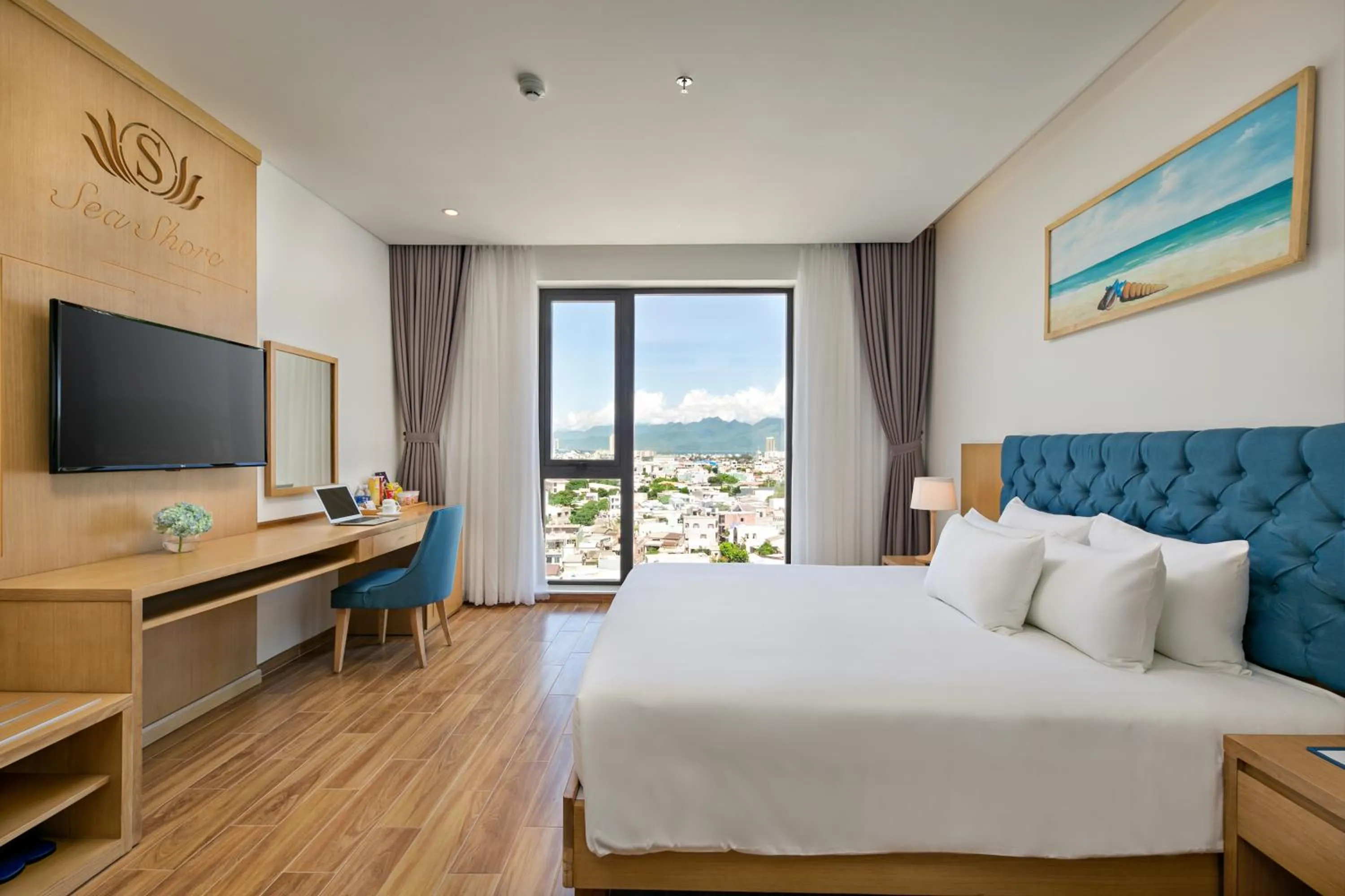 Photo of the whole room, Bed in Seashore Hotel & Apartment