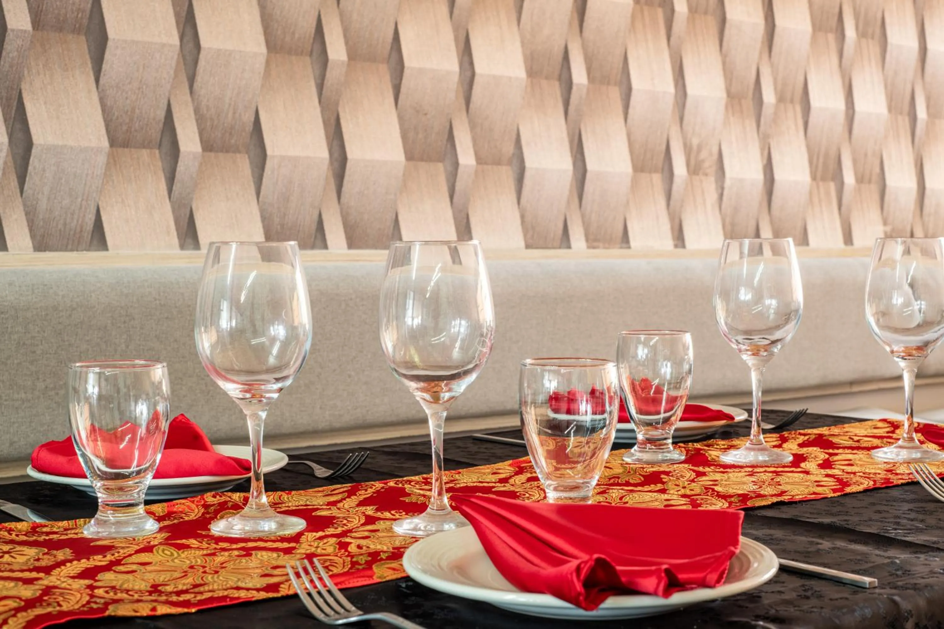 Restaurant/places to eat in Costa de Oro Beach Hotel