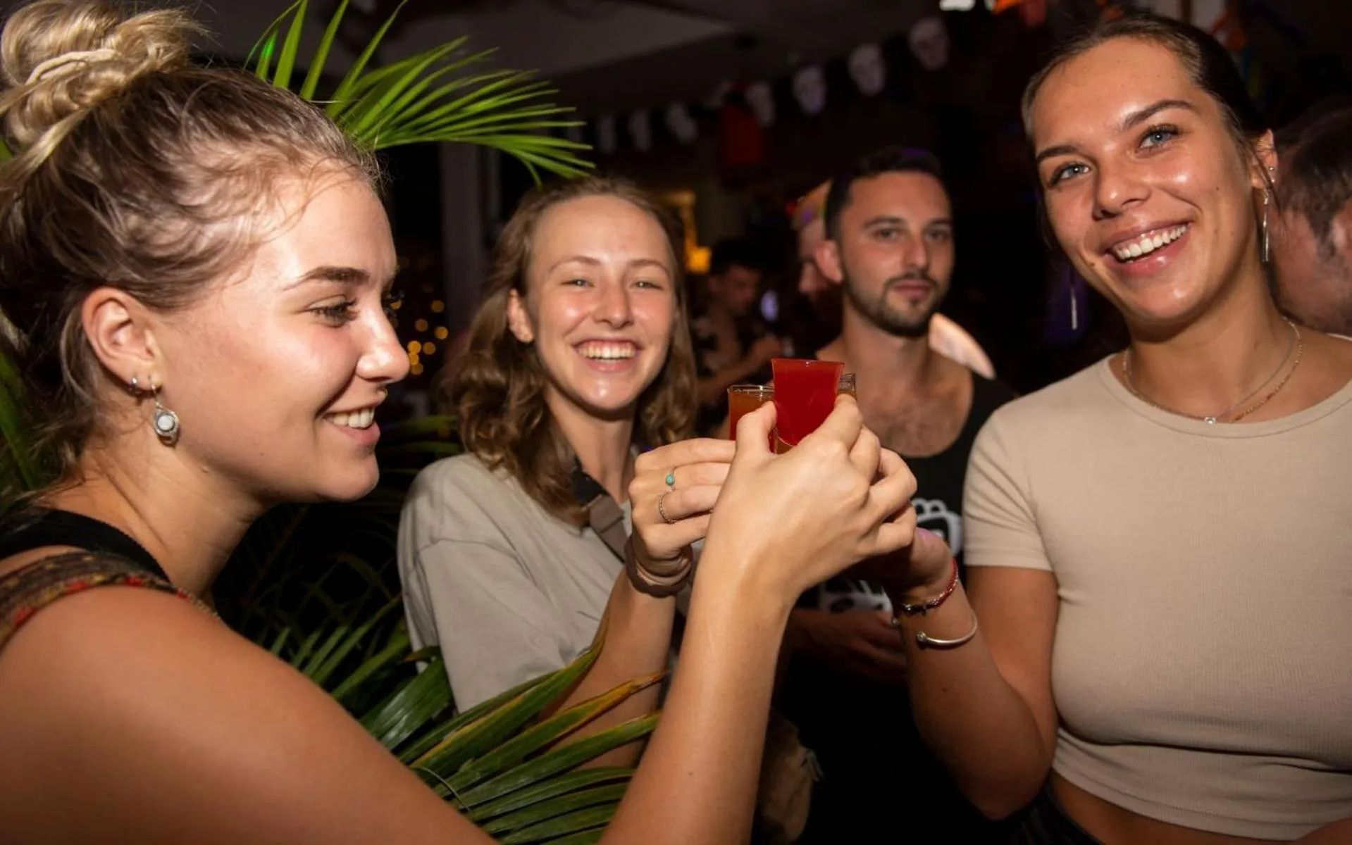 Food and drinks in Mad Monkey Hostel Phnom Penh