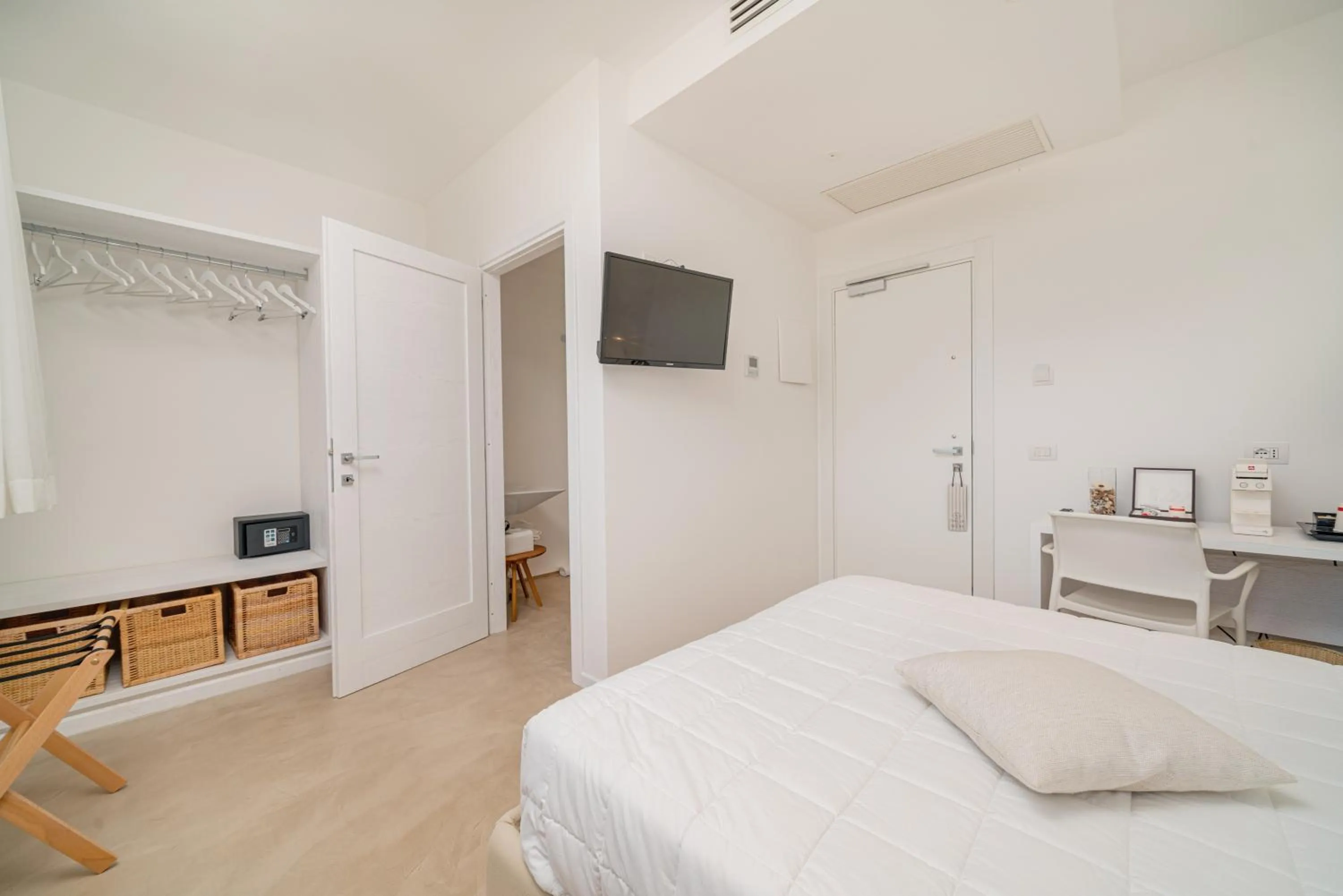 Bed in Jatika Boutique Hotel