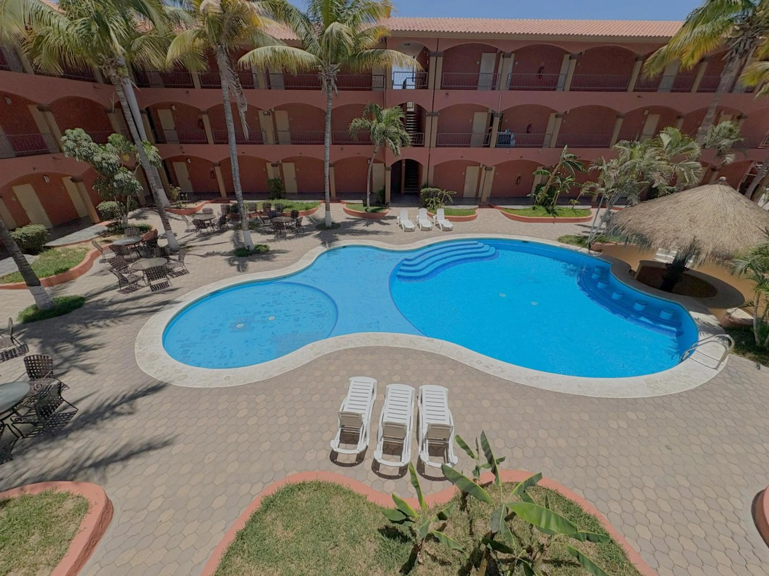 Pool view in Estancia Real Los Cabos