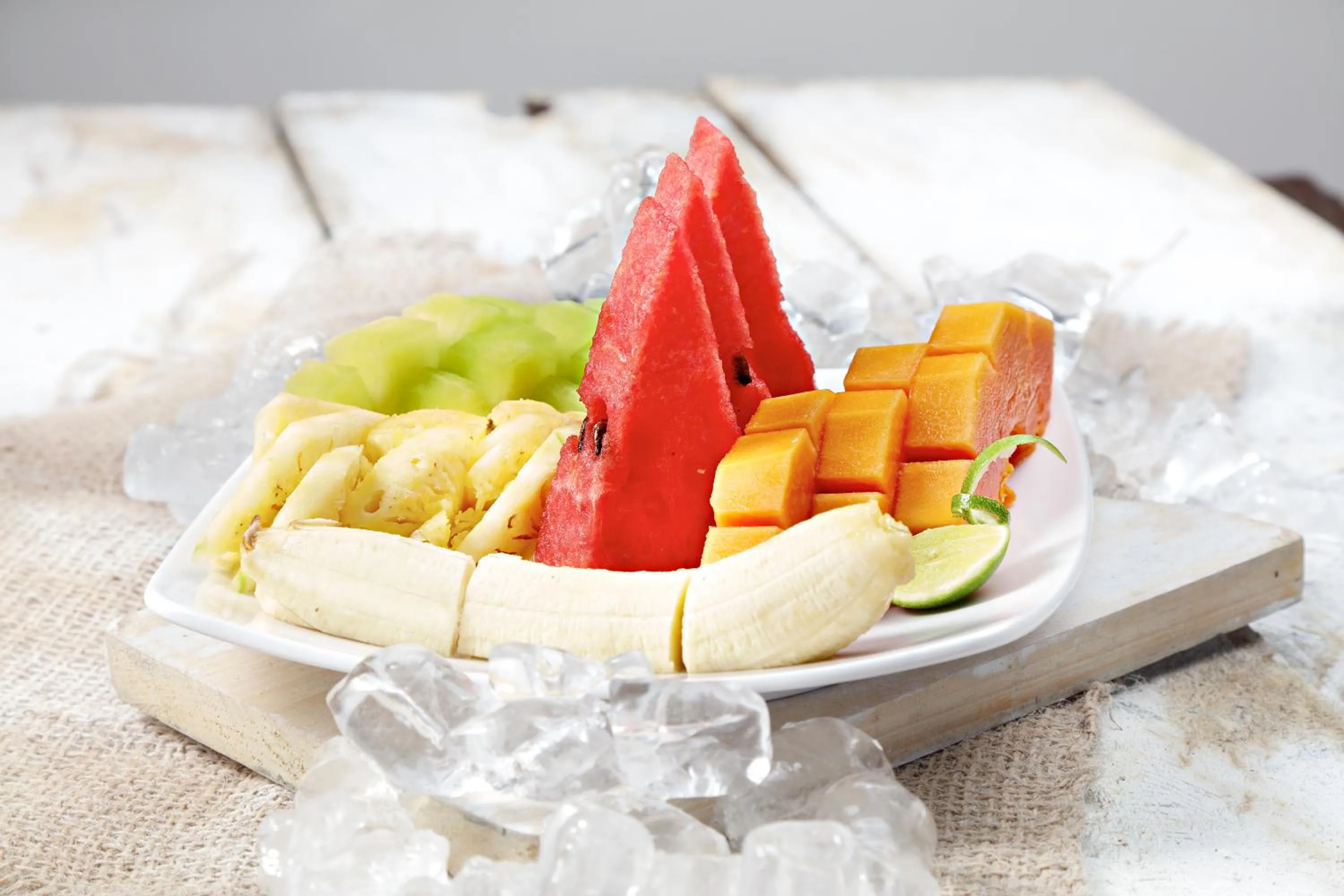 Food and drinks in The Banyumas Villa