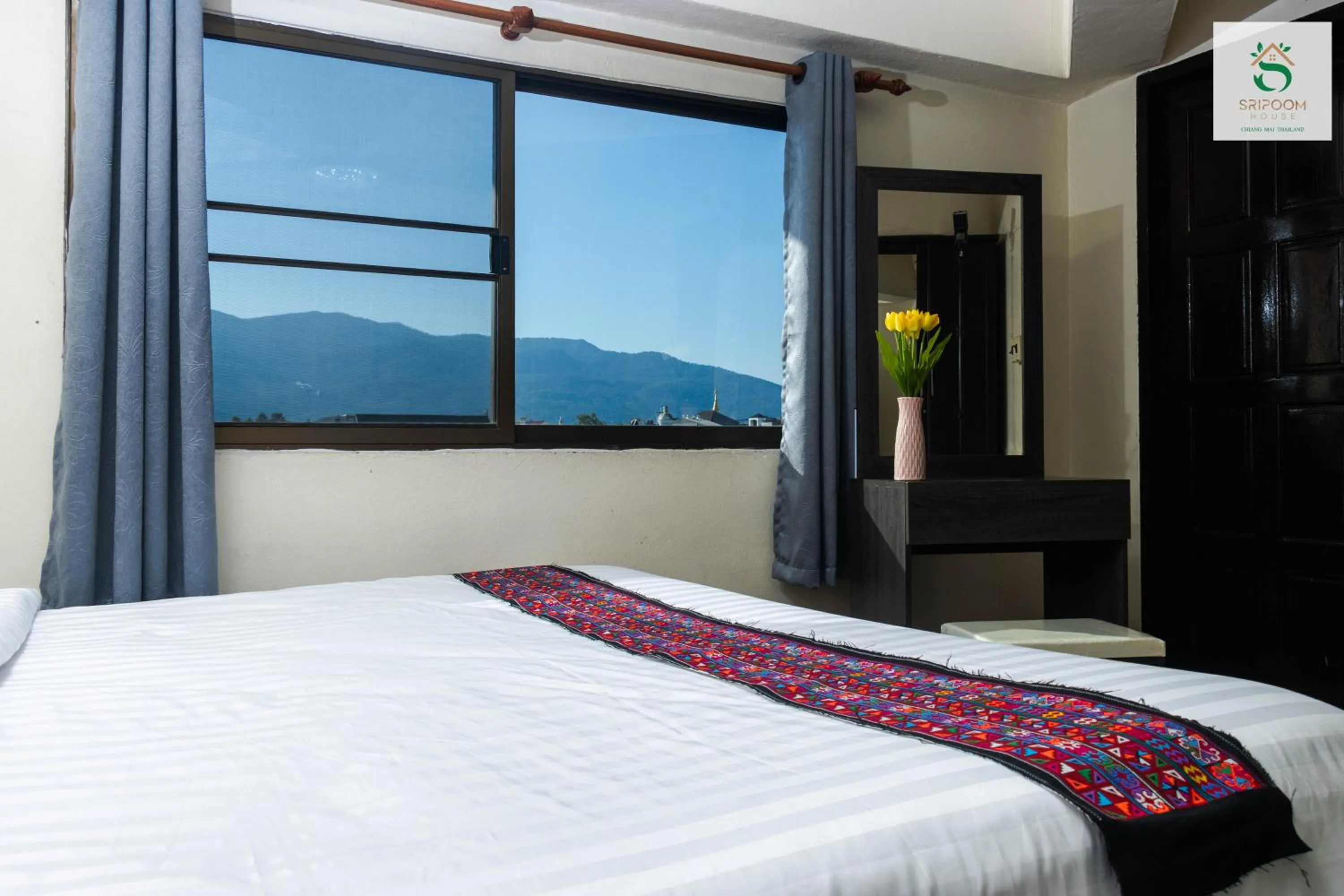 View (from property/room), Bed in Sripoom House 1