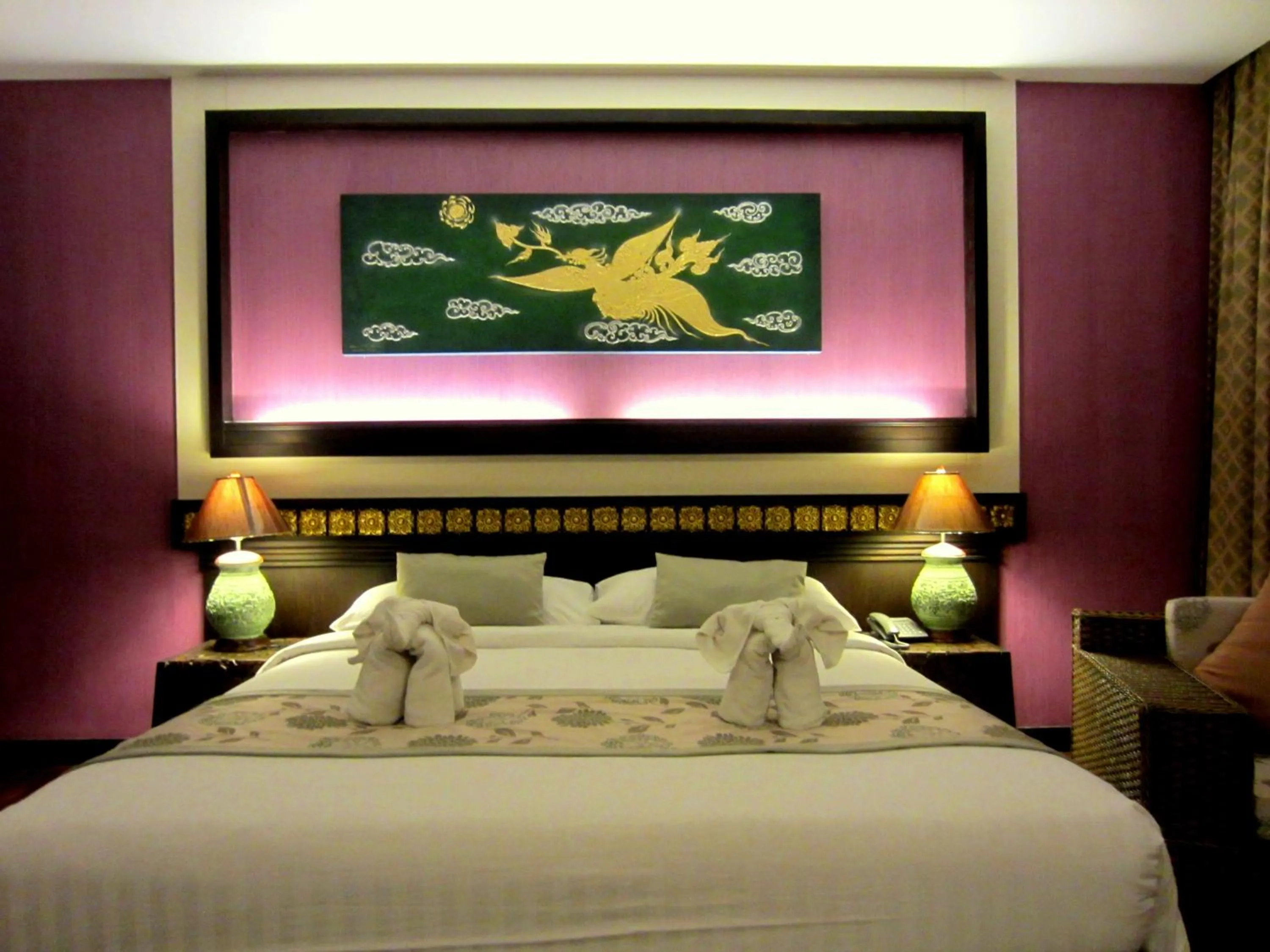 Bed in Mountain Creek Wellness Resort Chiangmai