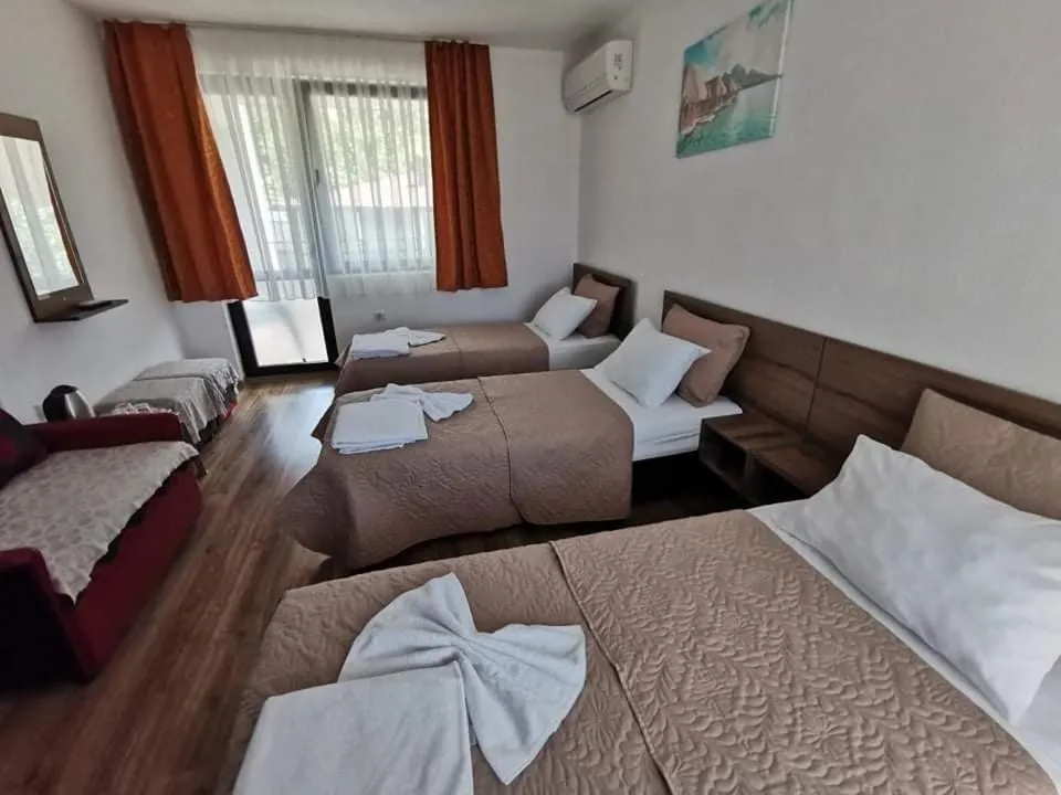 Bed in Hotel My House