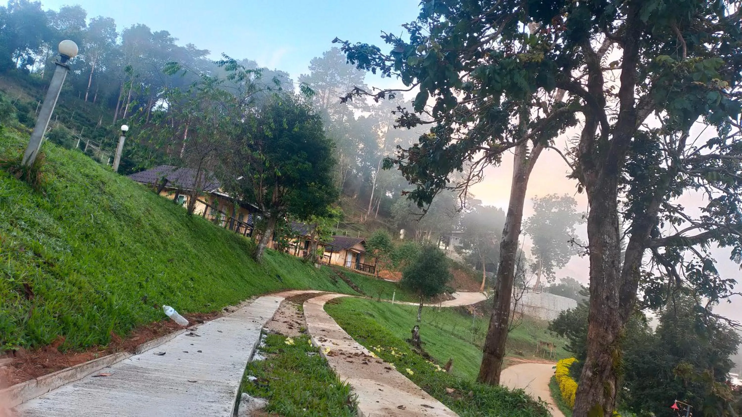 Mong Homestay Resort