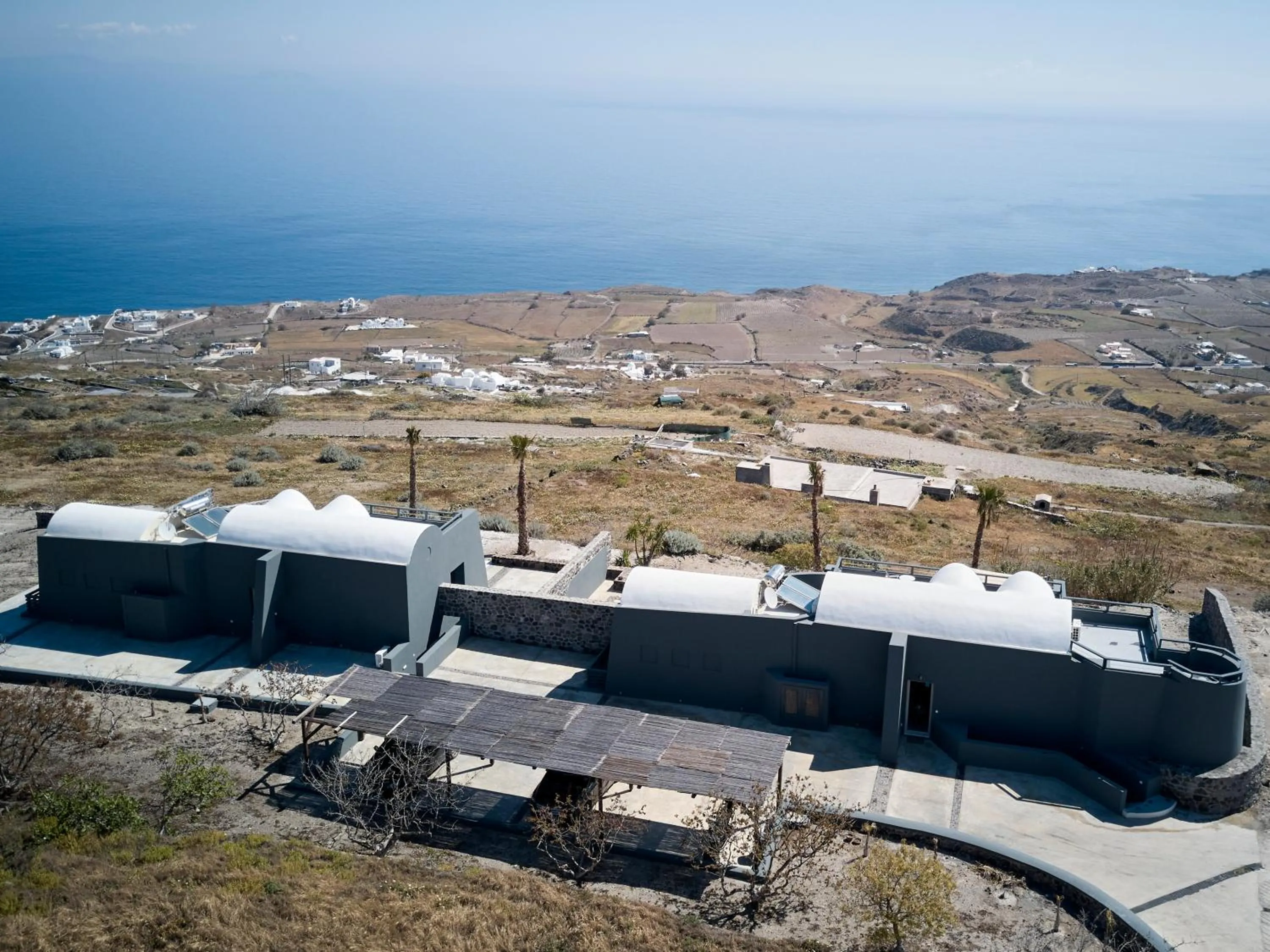 Theano Cave Suites & Villas