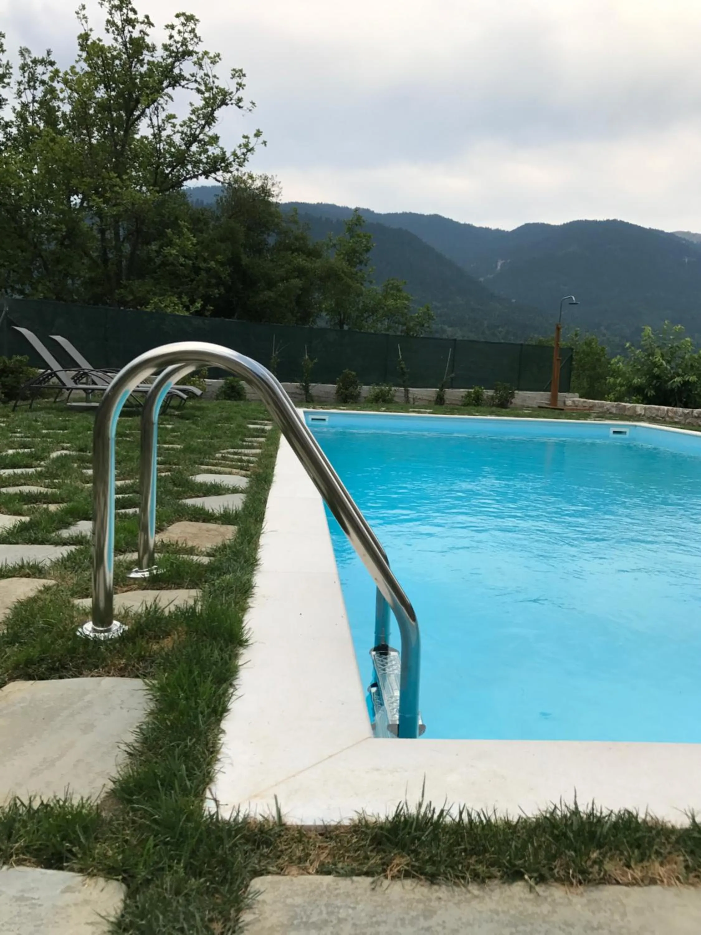 Garden in Forest Suites Boutique Hotel