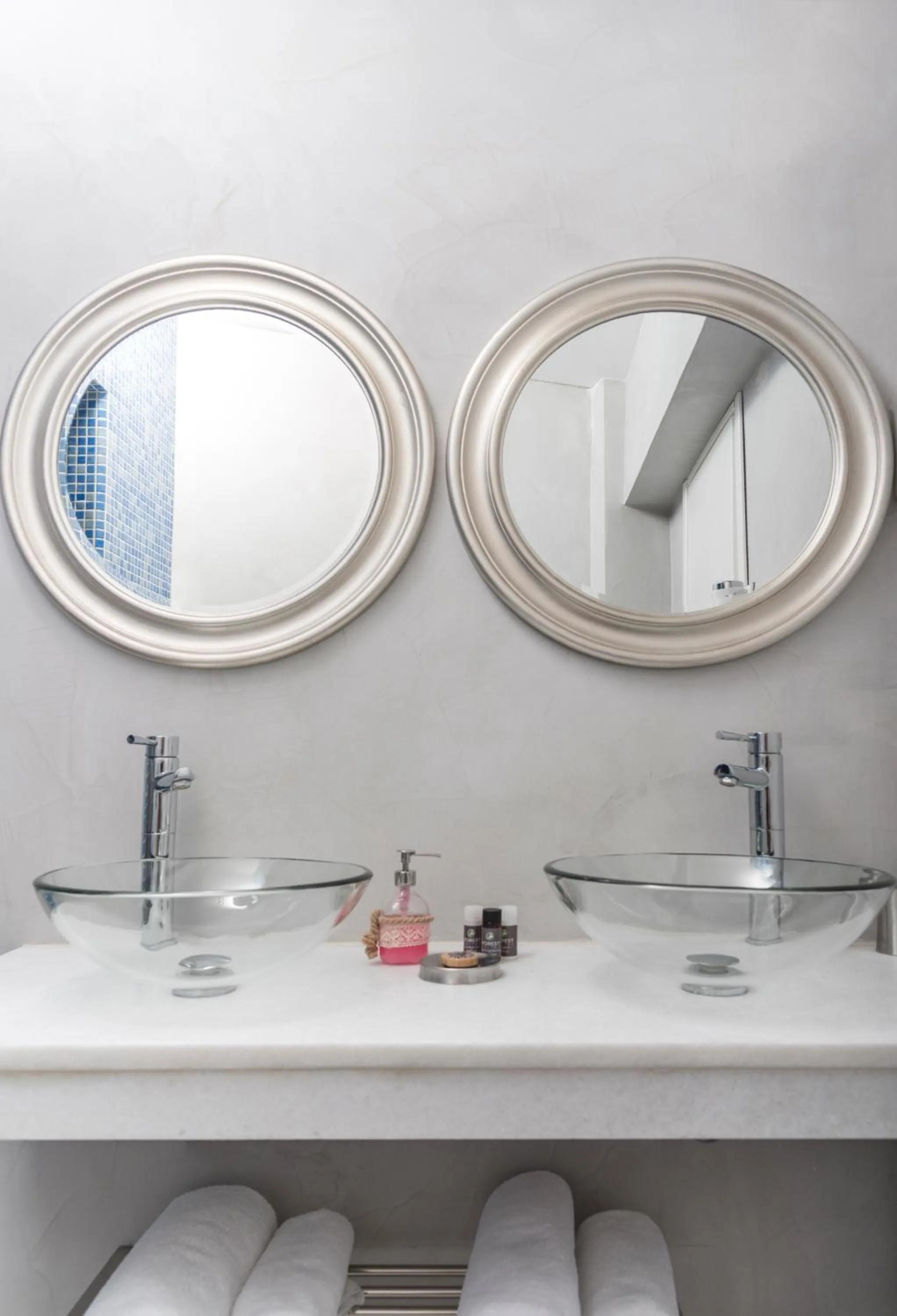 Bathroom in Forest Suites Boutique Hotel