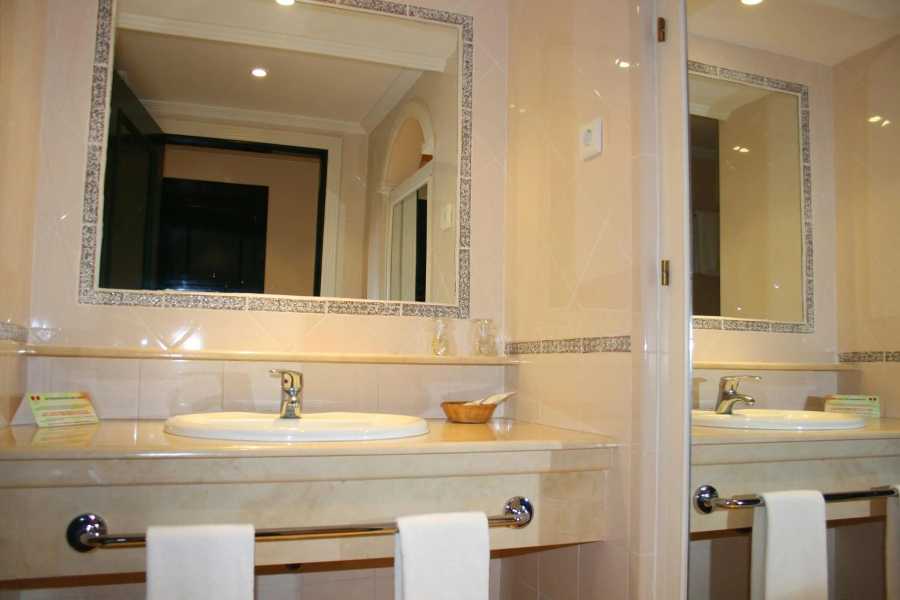 Bathroom in Hotel Cristina