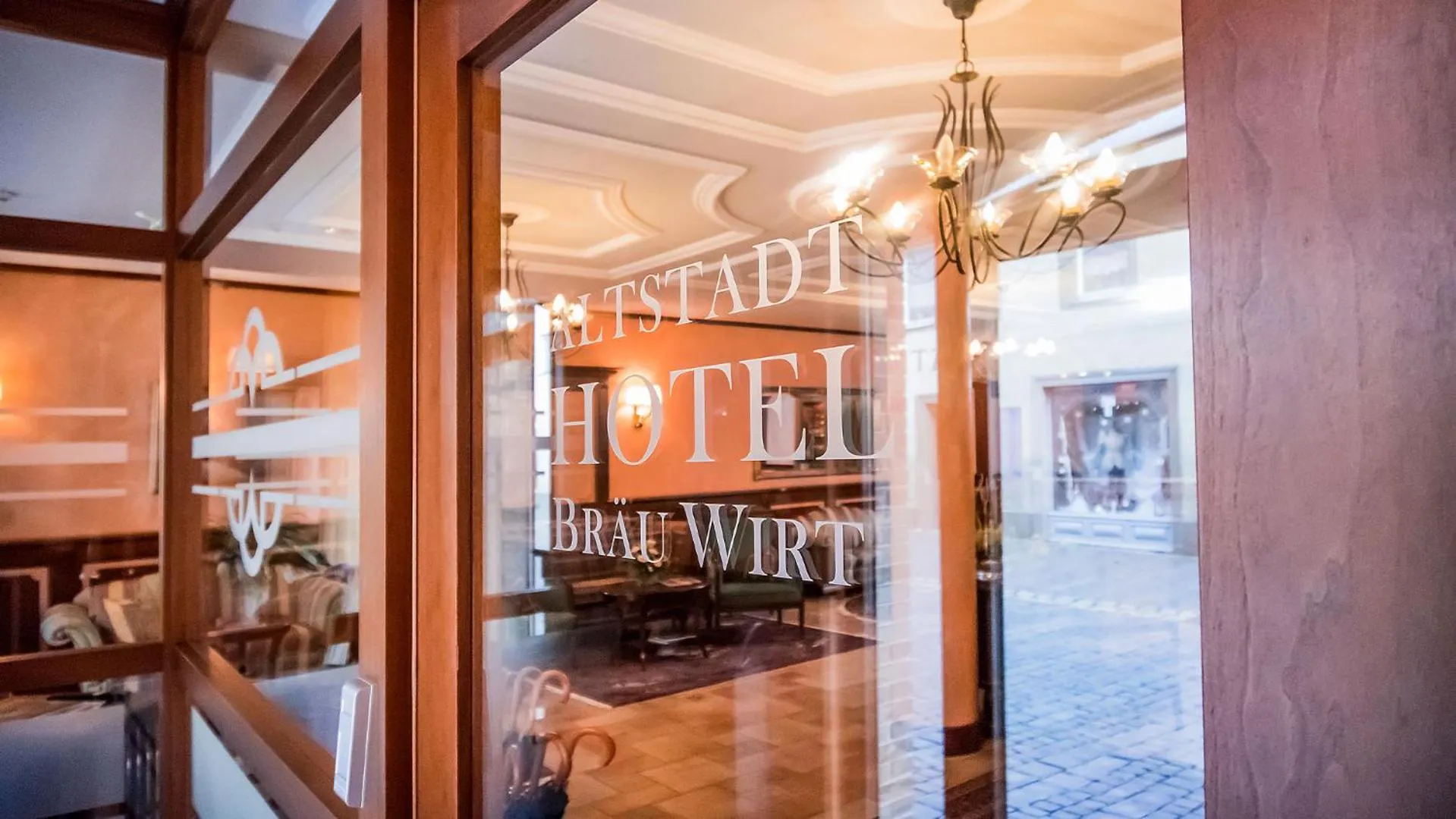 Facade/entrance in Altstadthotel Bräuwirt