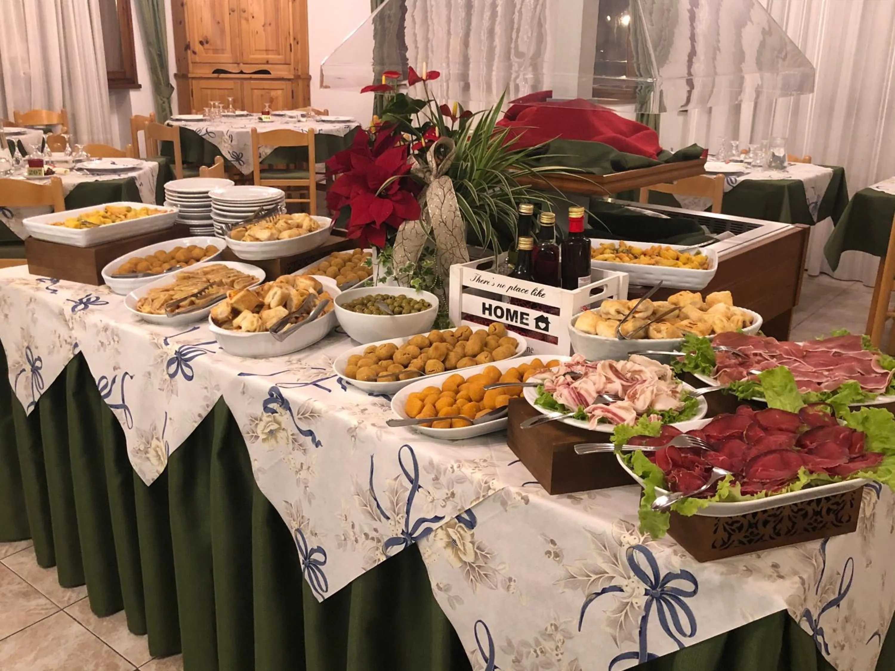 Restaurant/places to eat in Park Hotel Bellevue