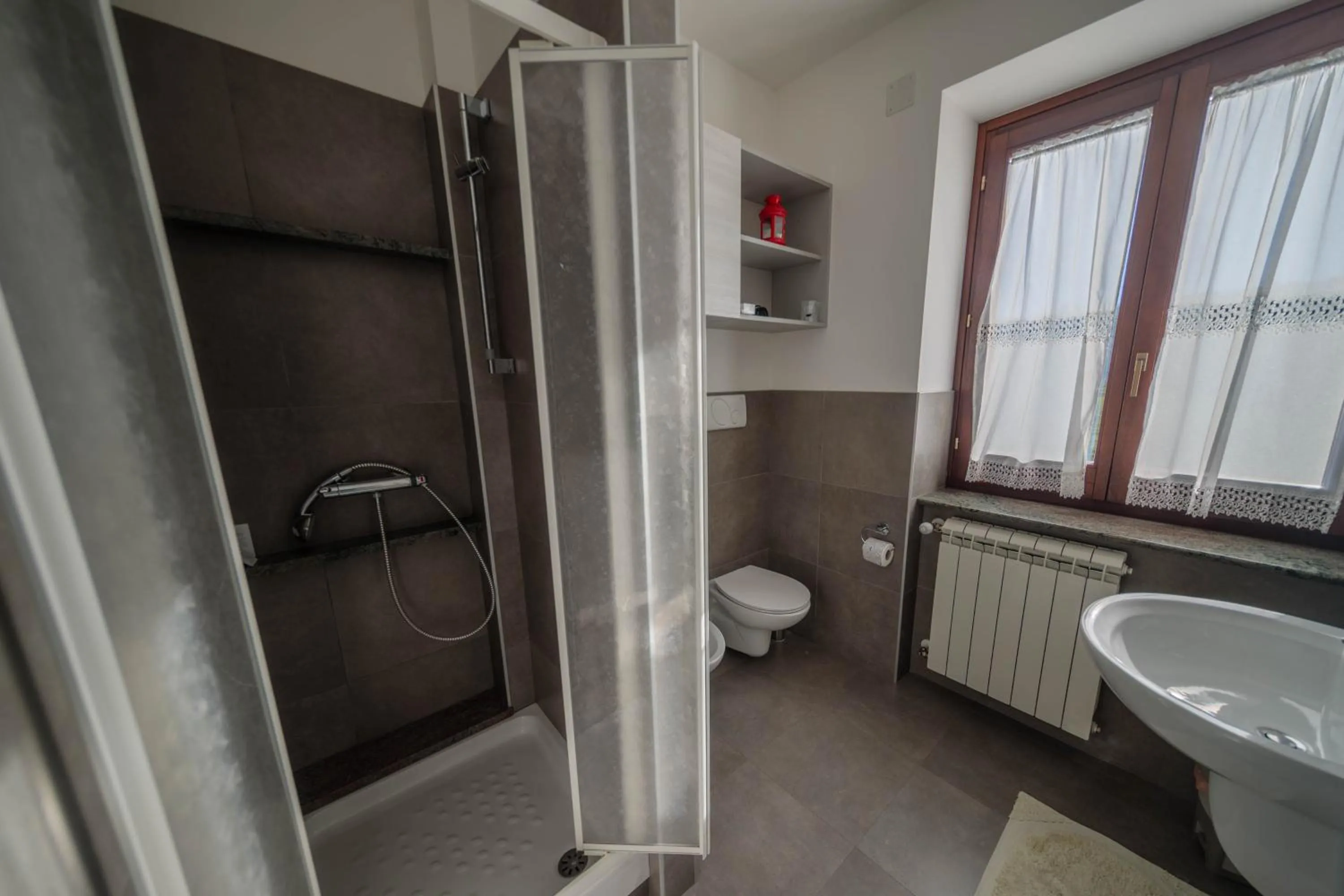 Shower in Il tramonte