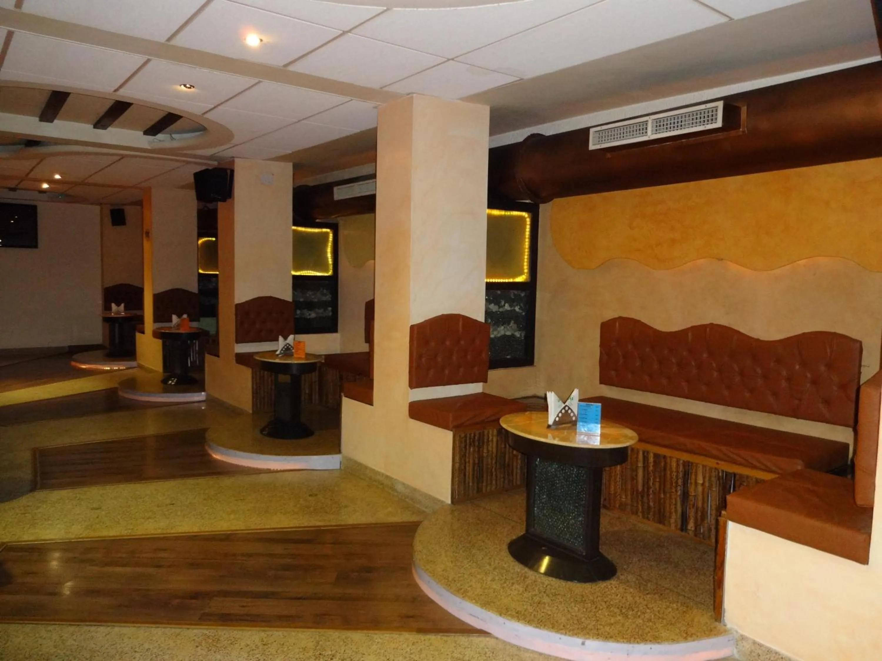 Lounge or bar in Hotel Combermere