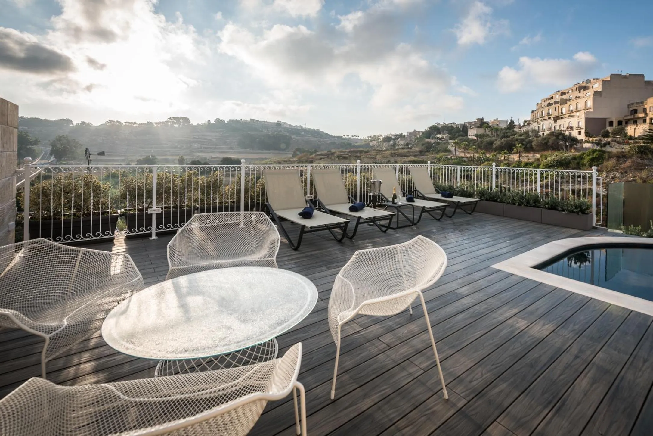 Swimming pool in Cesca's Boutique Hotel