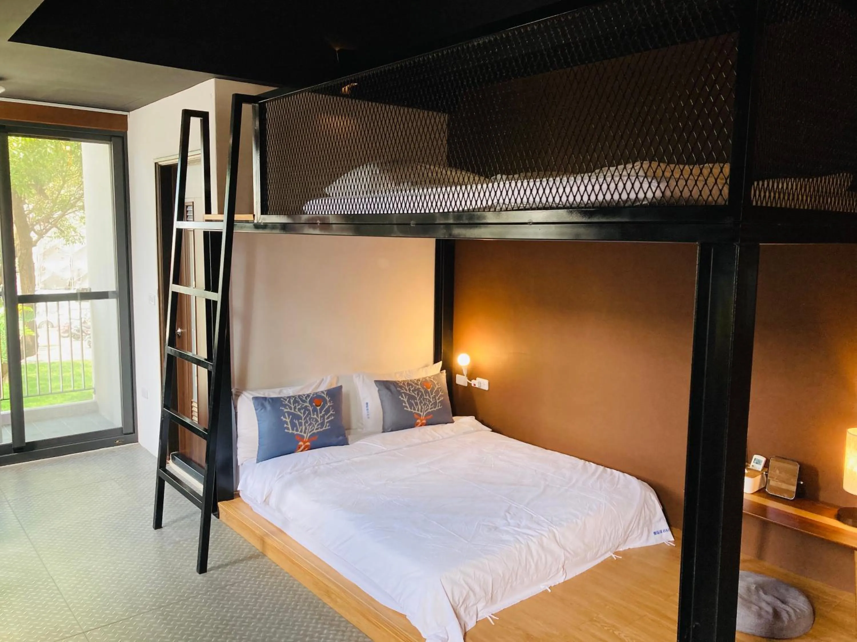 Photo of the whole room, Bed in Chi Chu B&B