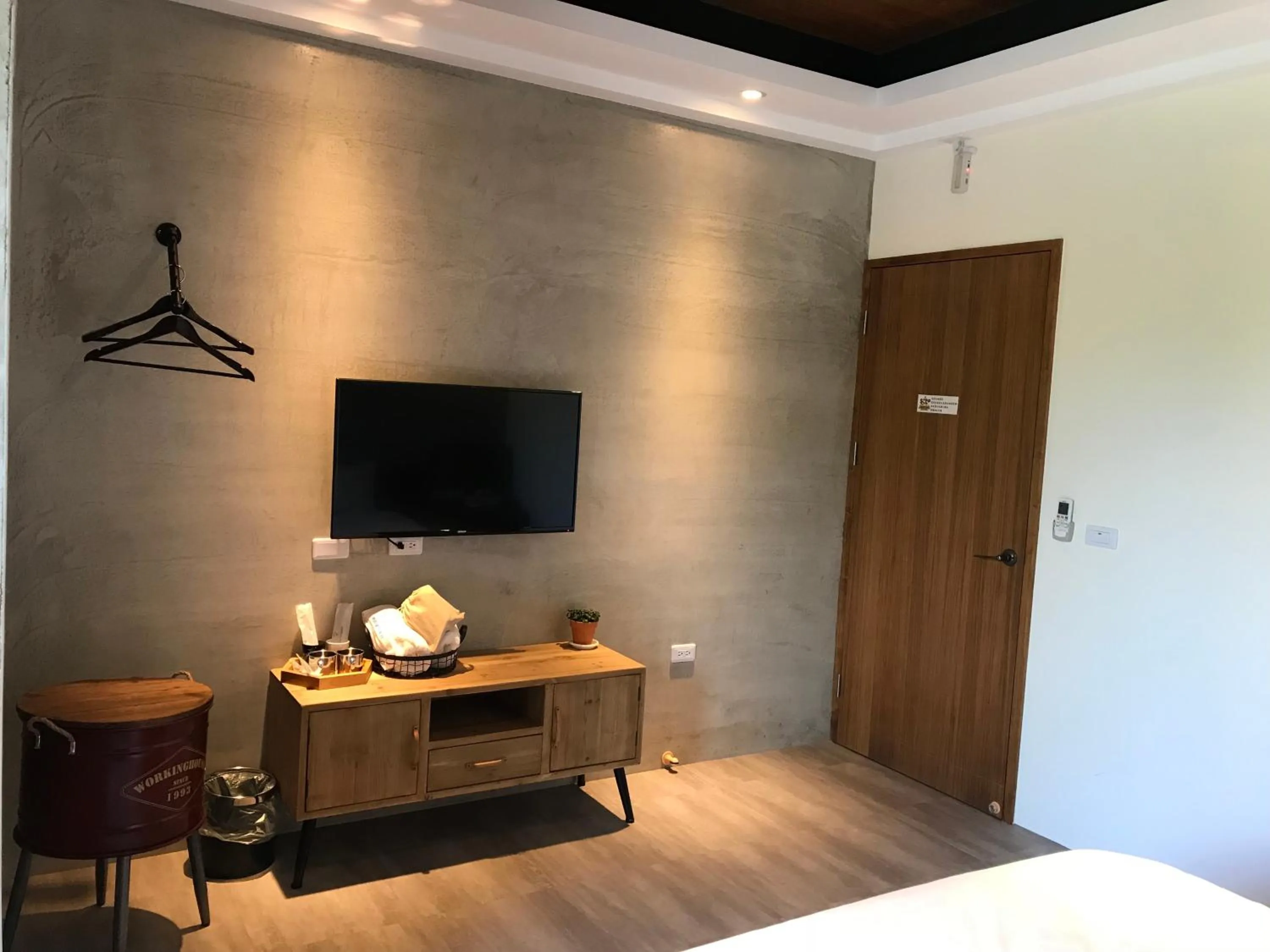 Photo of the whole room, Bed in Chi Chu B&B