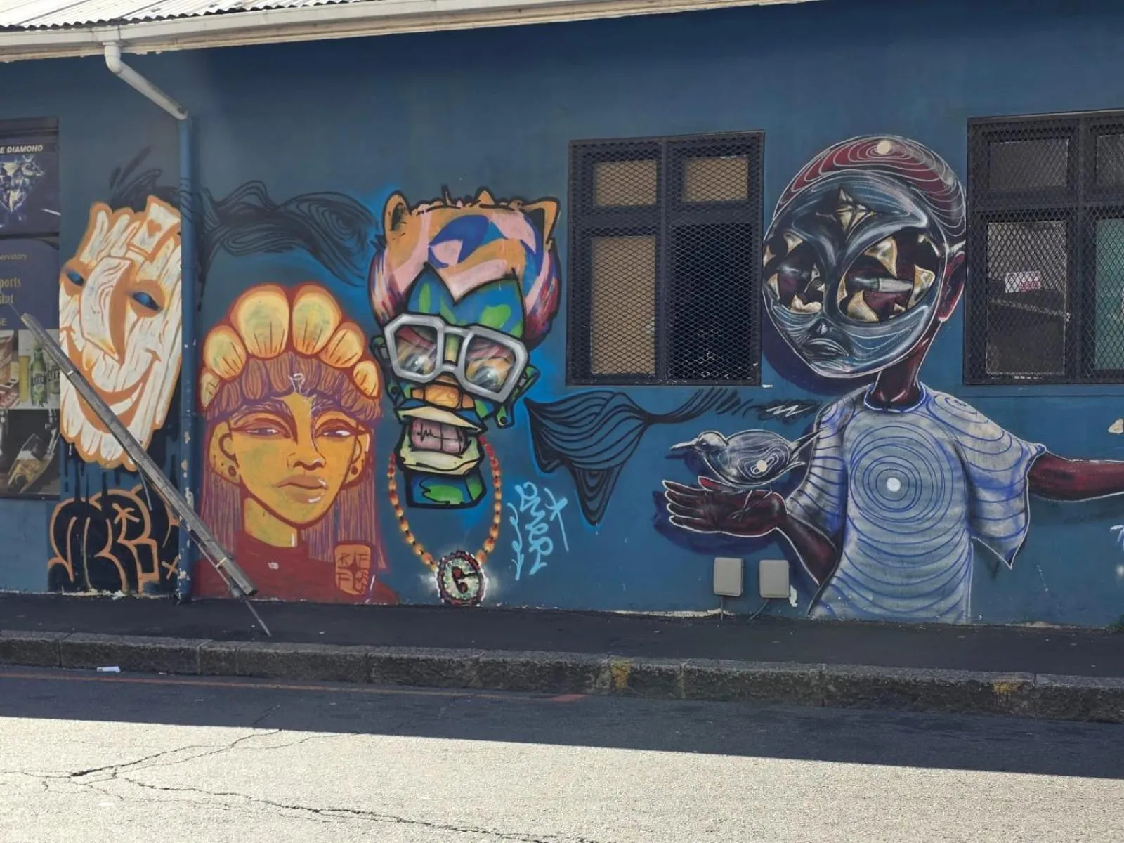 Green Elephant Backpackers