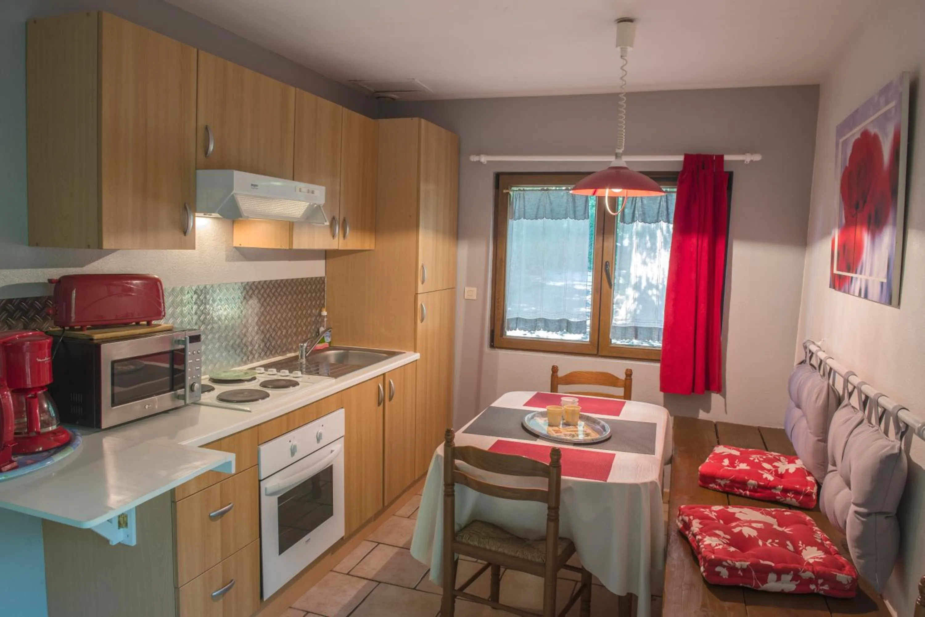 AUBERGE du BORD des EAUX - Demi-pension assurée sur réservation