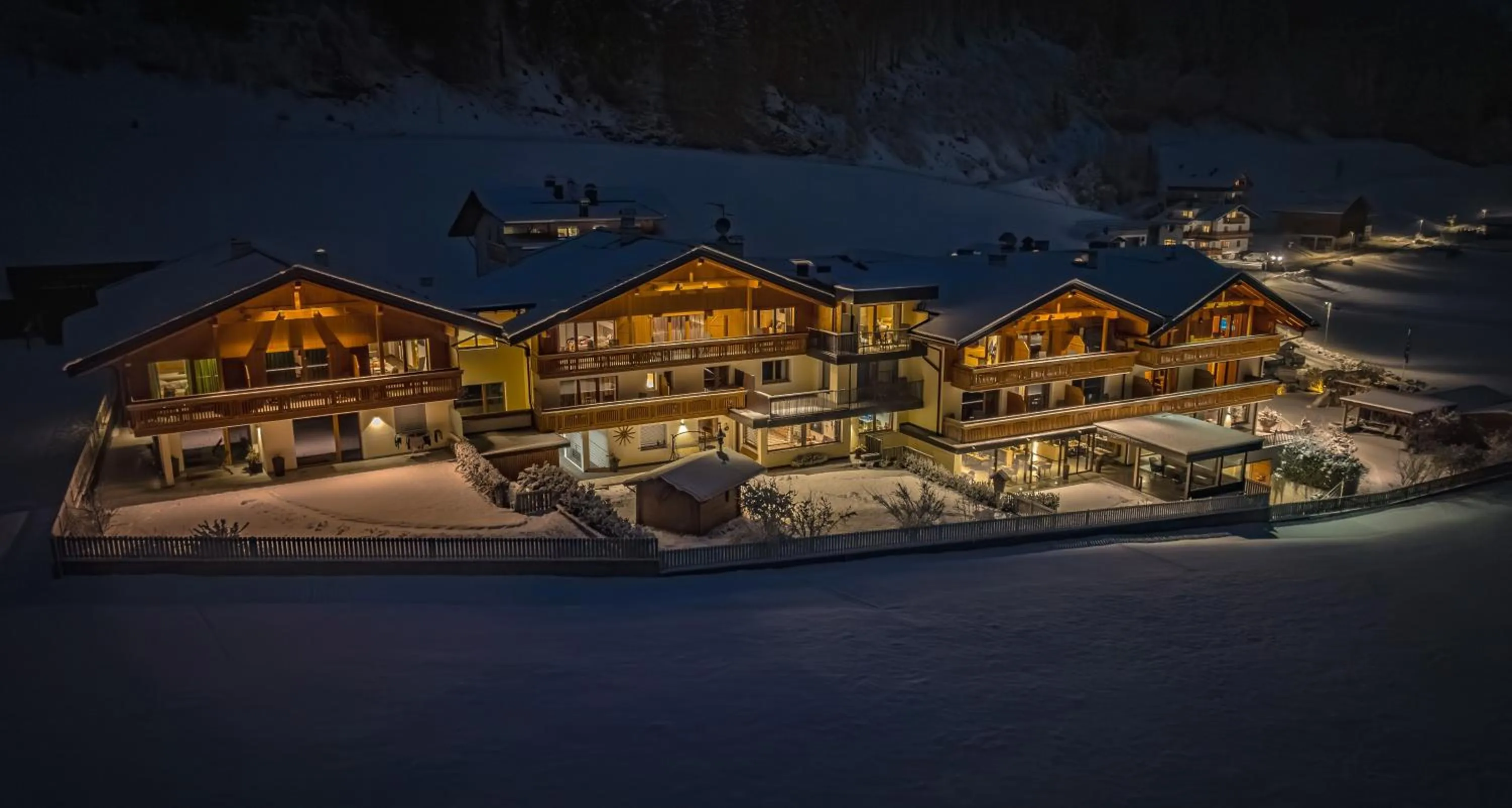 Property building in Martinshof berg herz hotel