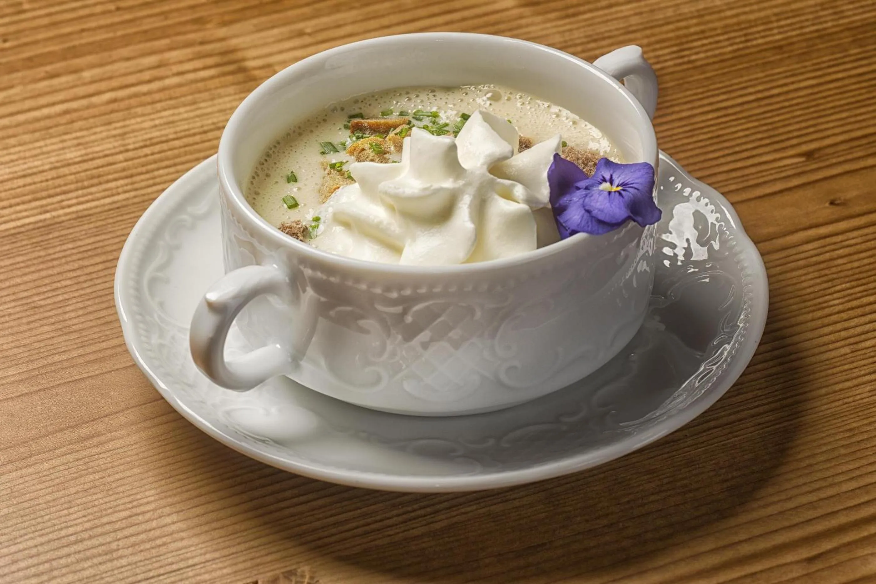 Food close-up in Martinshof berg herz hotel