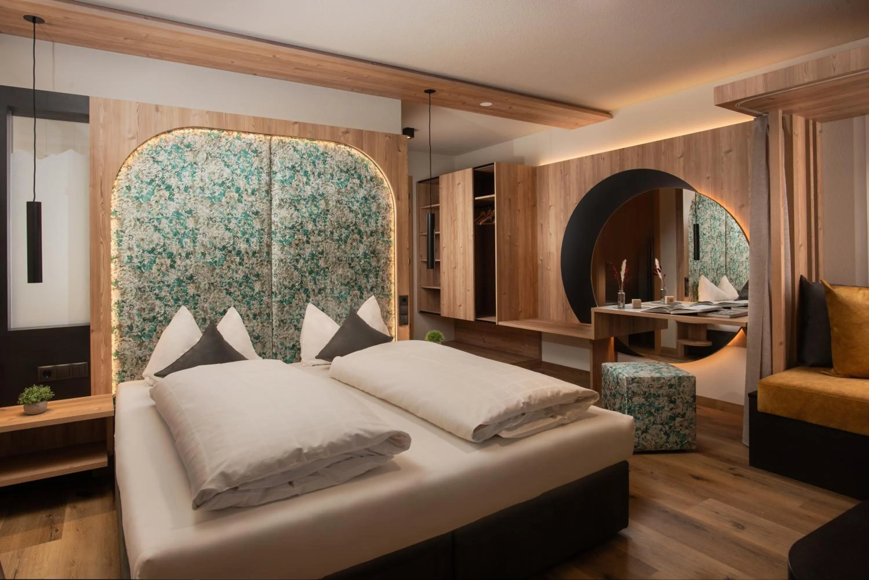 Bed in Martinshof berg herz hotel