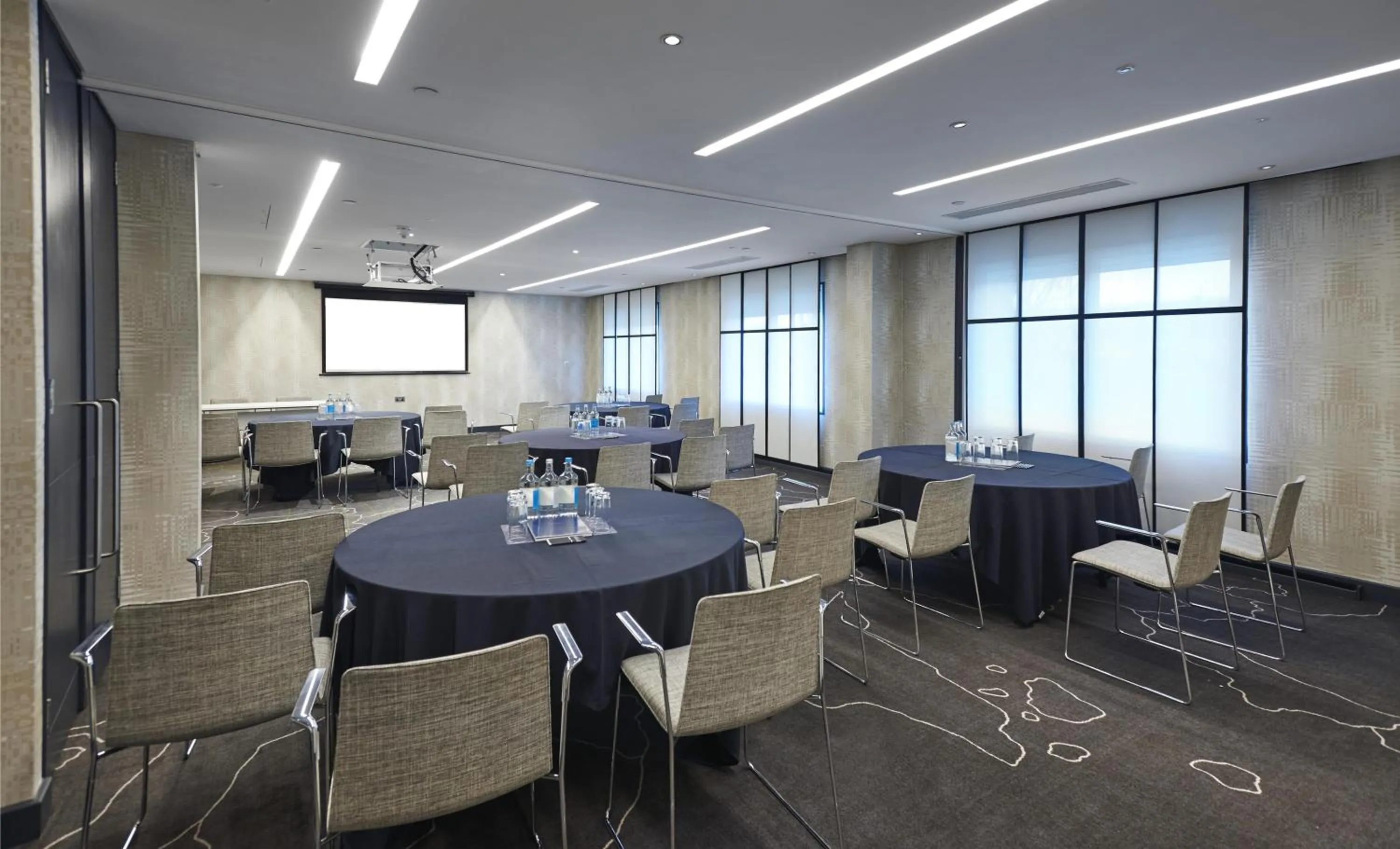 Meeting/conference room in Hilton London Heathrow Airport