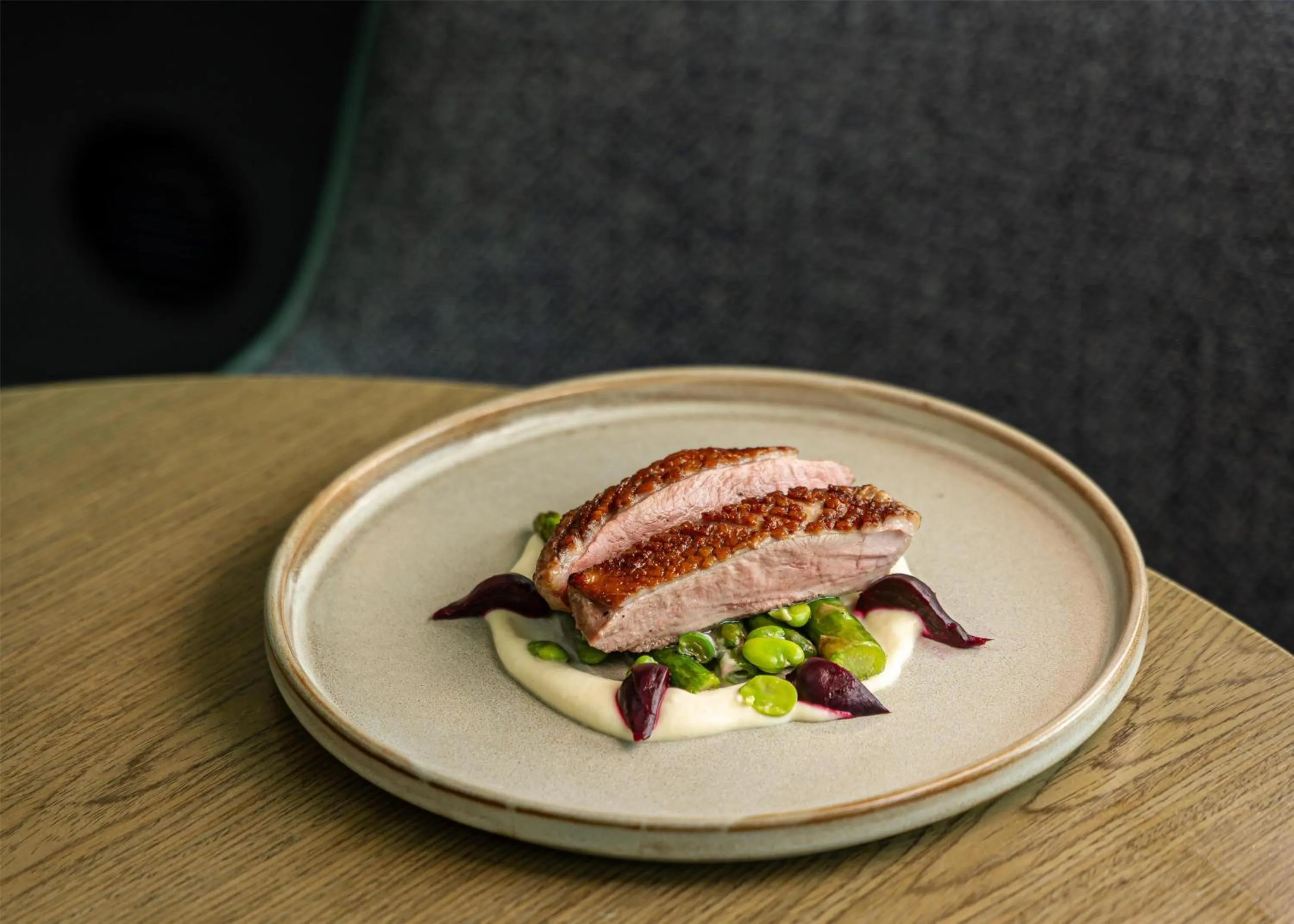 Restaurant/places to eat in Hilton London Heathrow Airport