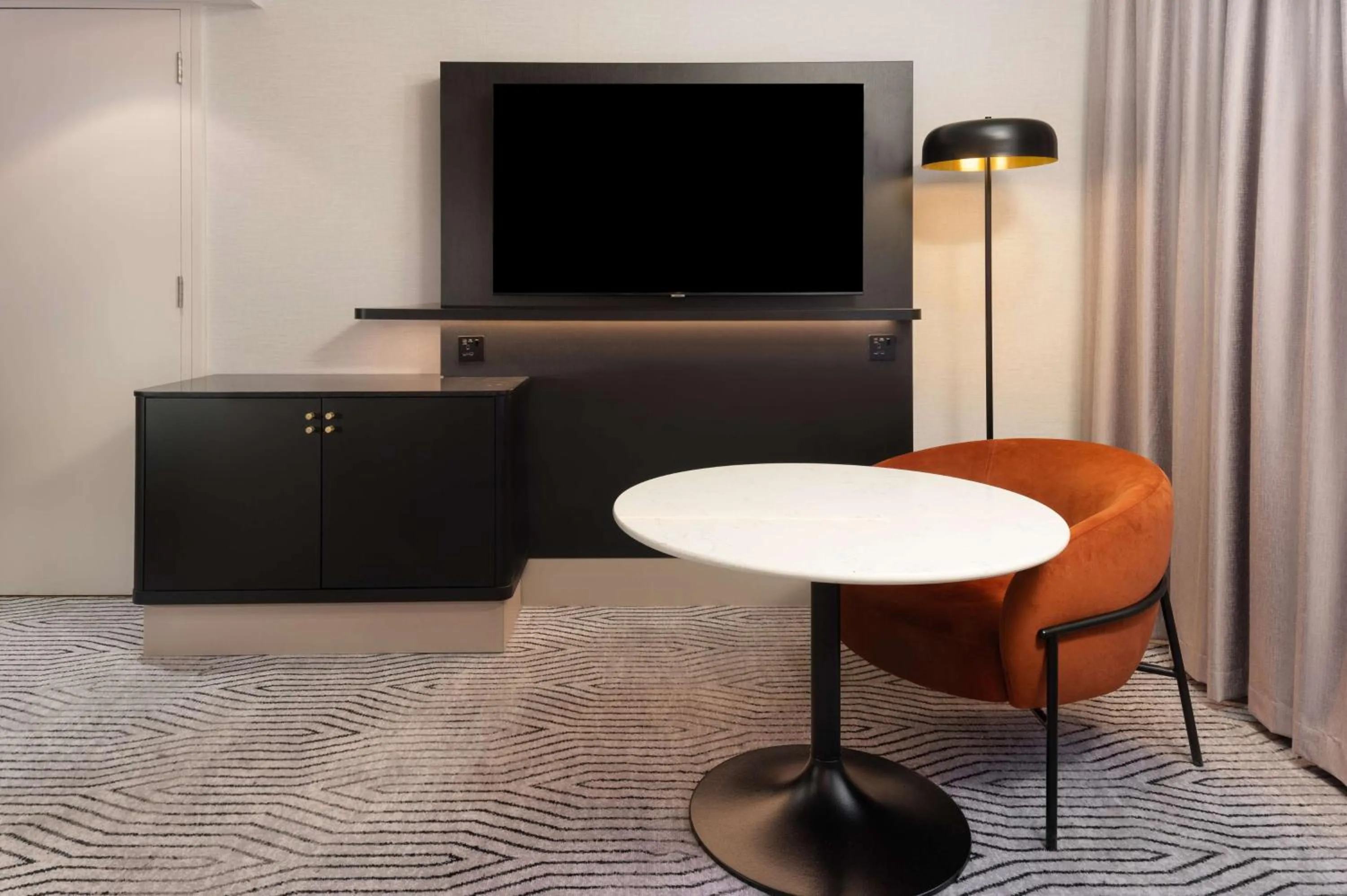 Bedroom in Hilton London Olympia