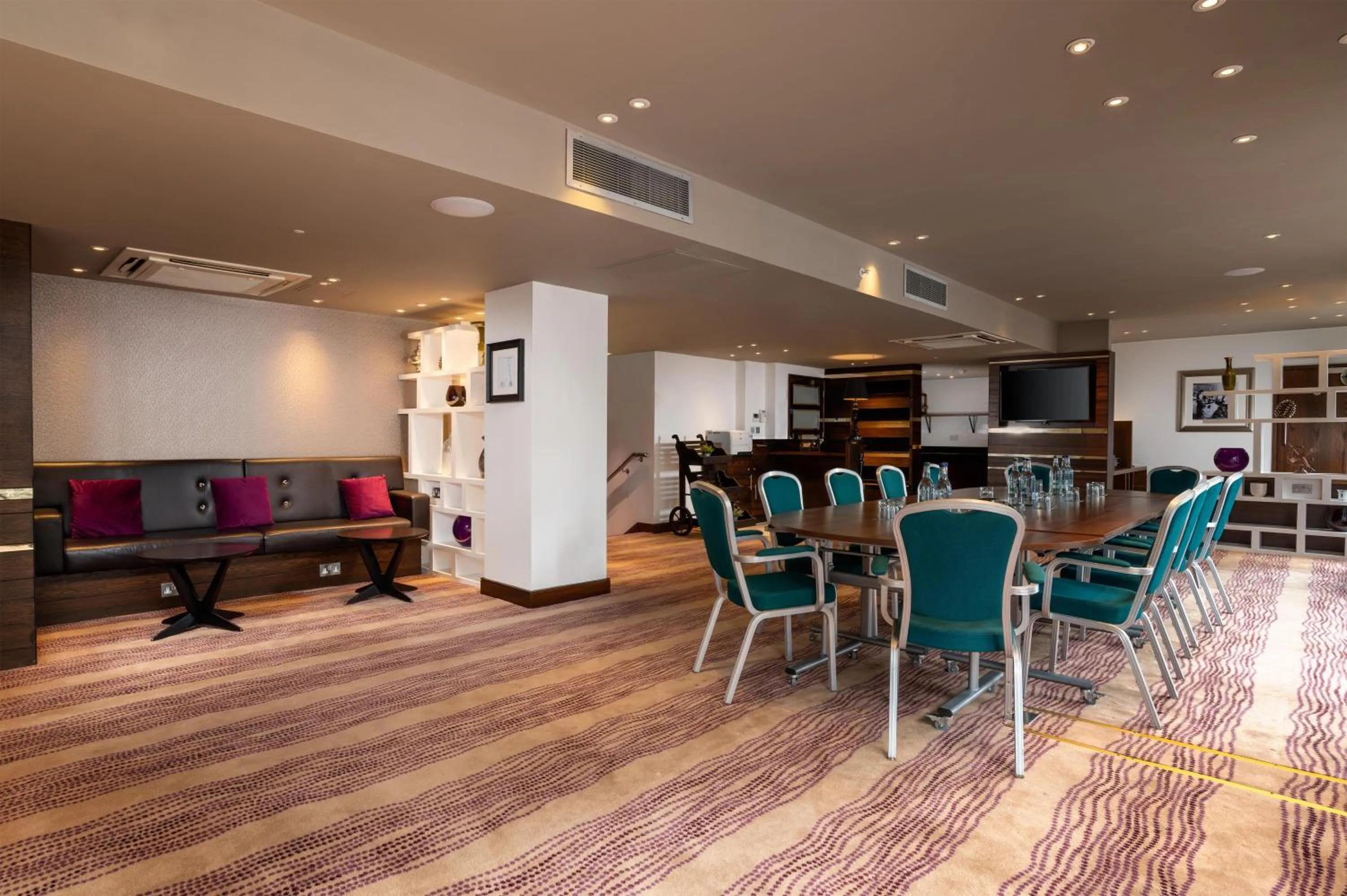 Meeting/conference room in Hilton London Olympia