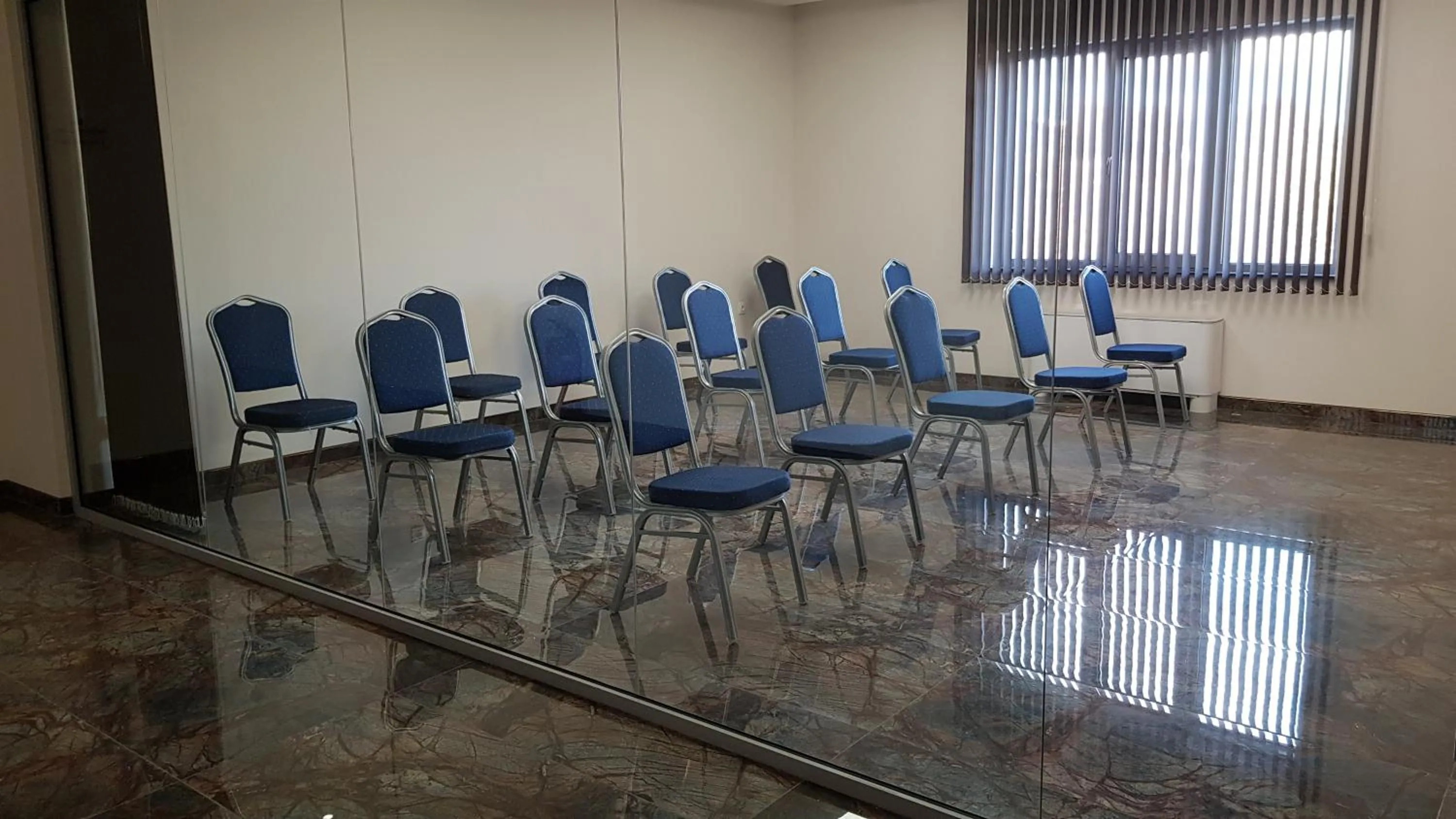 Meeting/conference room in SPS Hotel