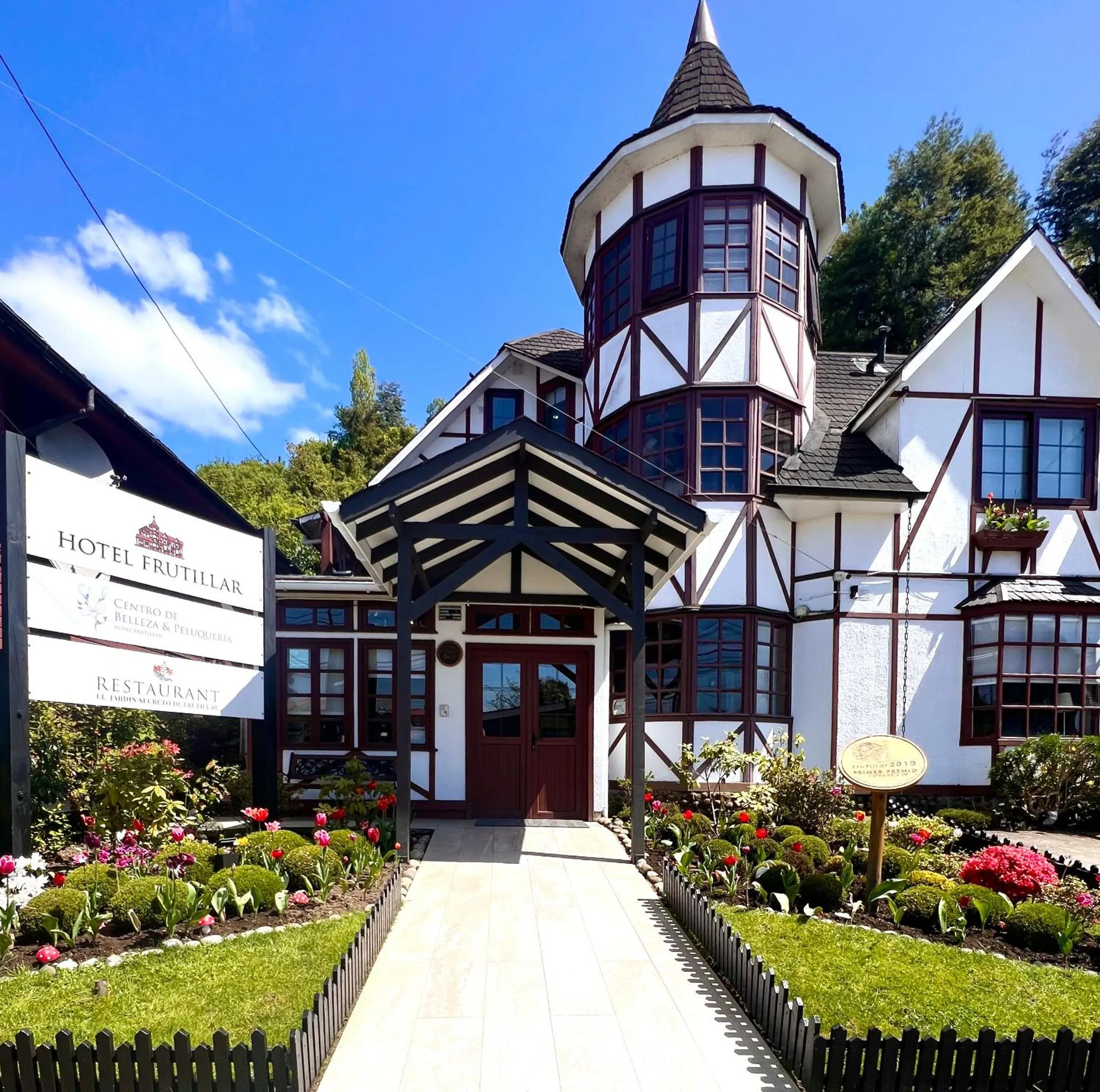 Property building in Hotel Frutillar