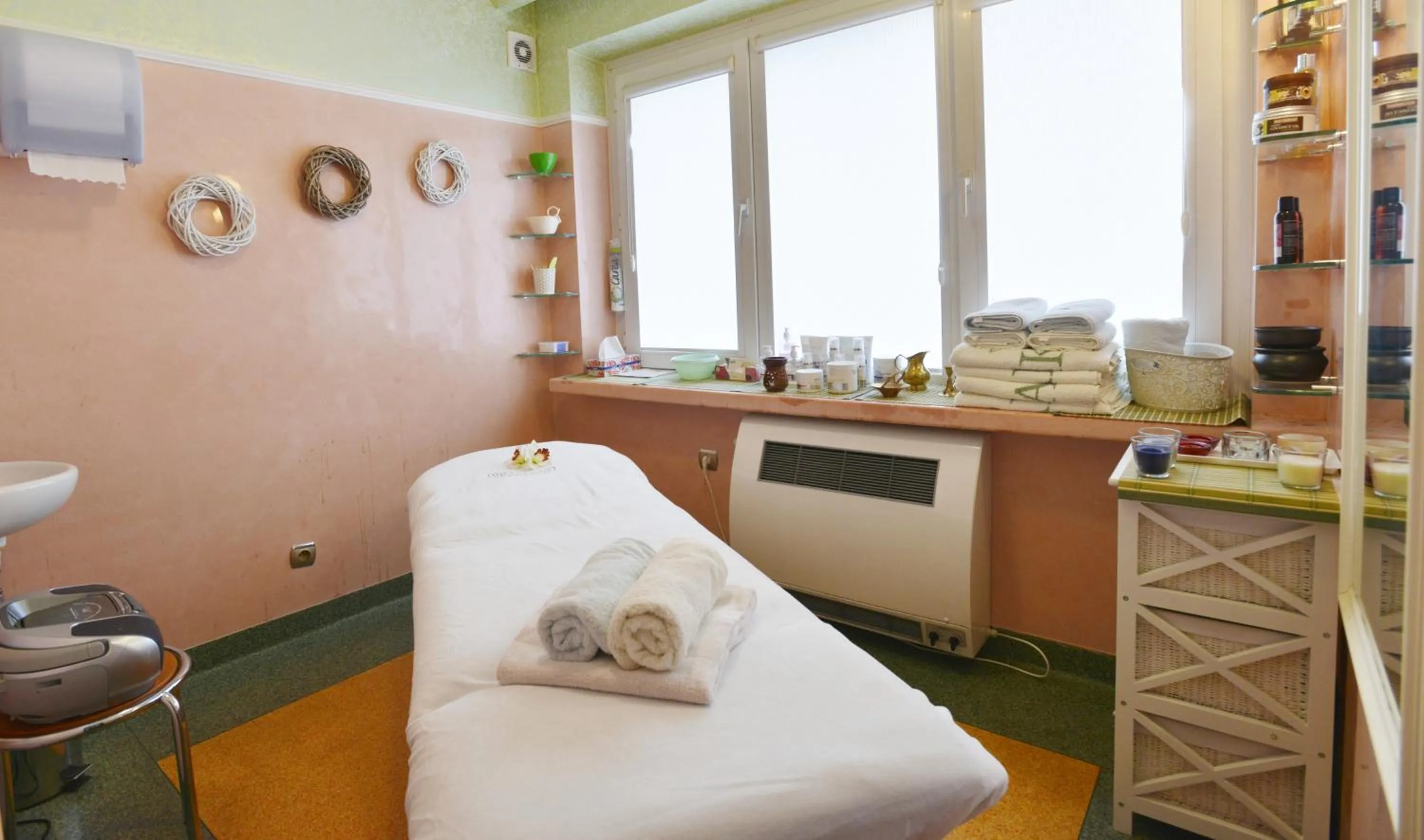 Massage in Elita Hotel & Restauracja