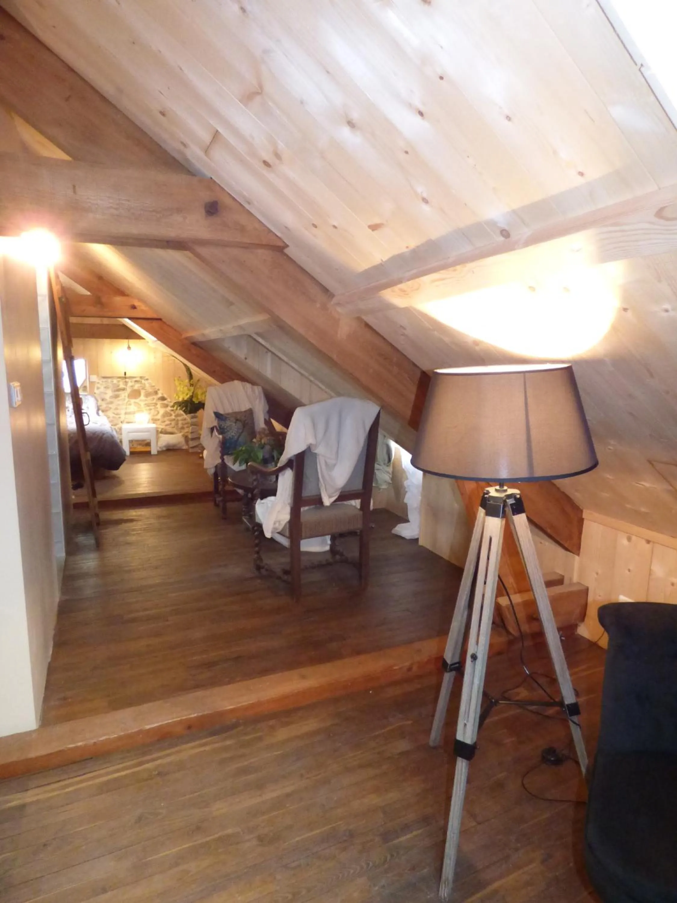 Chambres d'hôtes Chez Valérie Garage motos et vélos