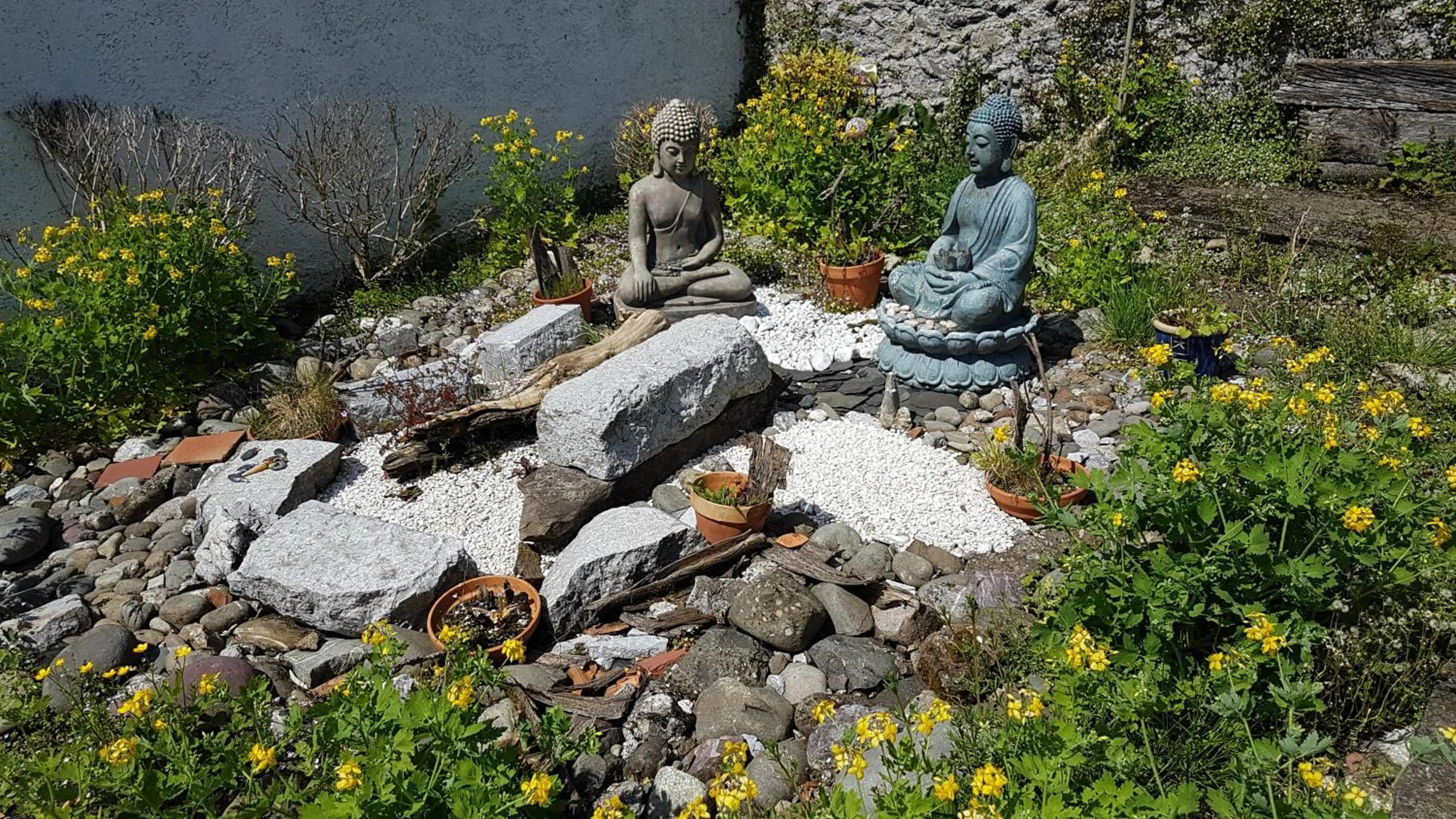 Chambres d'hôtes Chez Valérie Garage motos et vélos