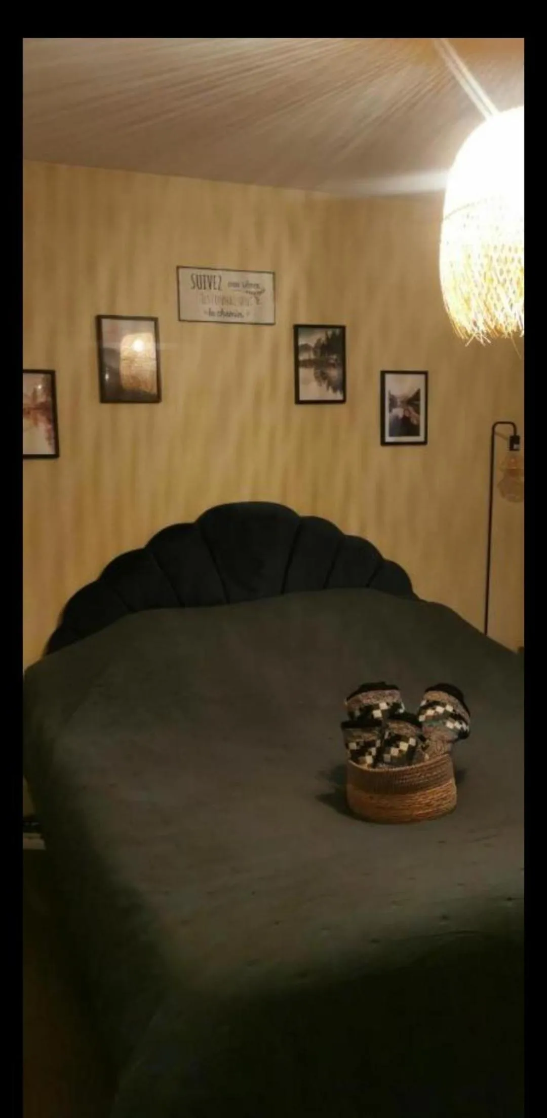 Bed in Chambres d'hôtes Chez Valérie Garage motos et vélos