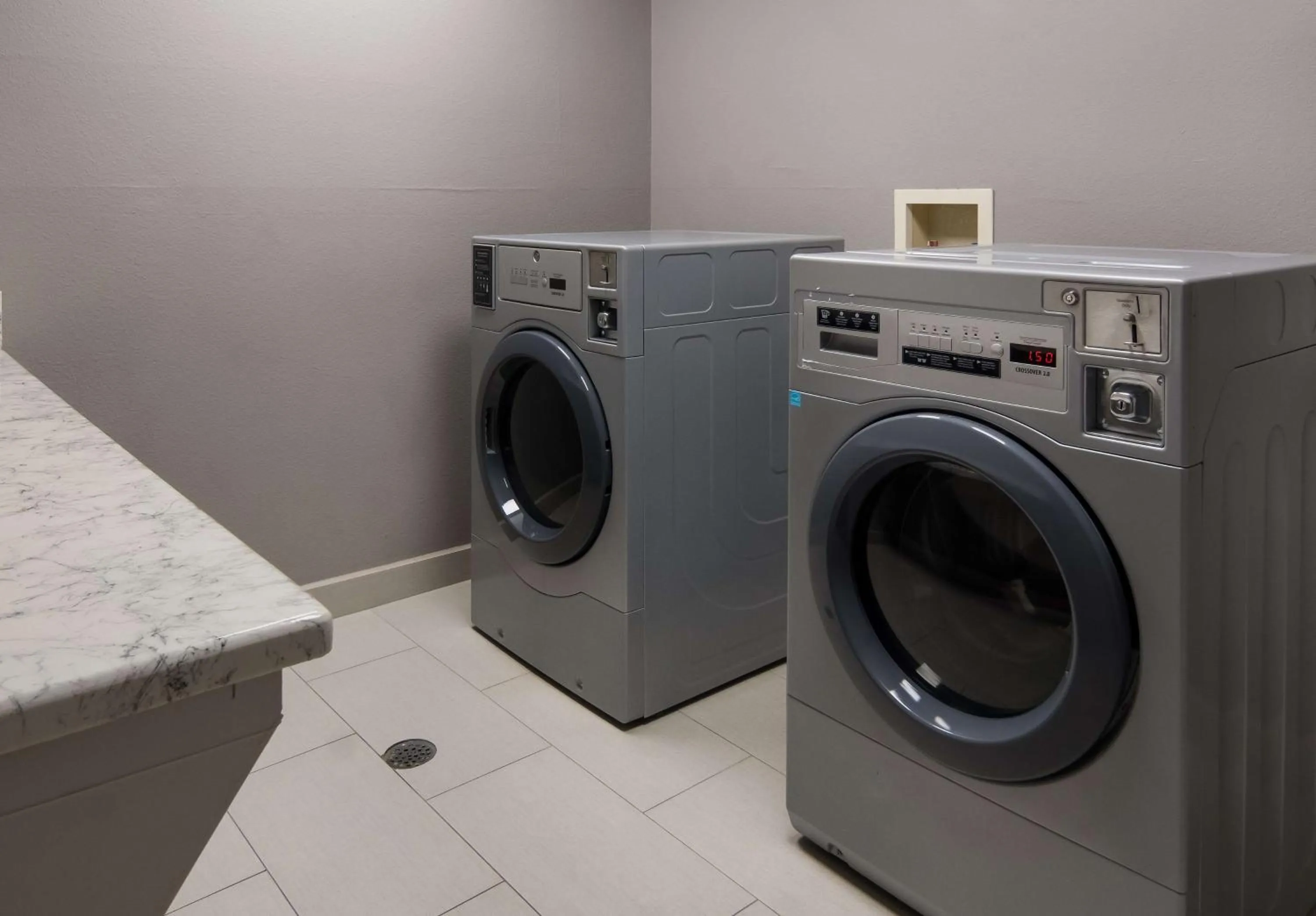 laundry in Best Western Eastland