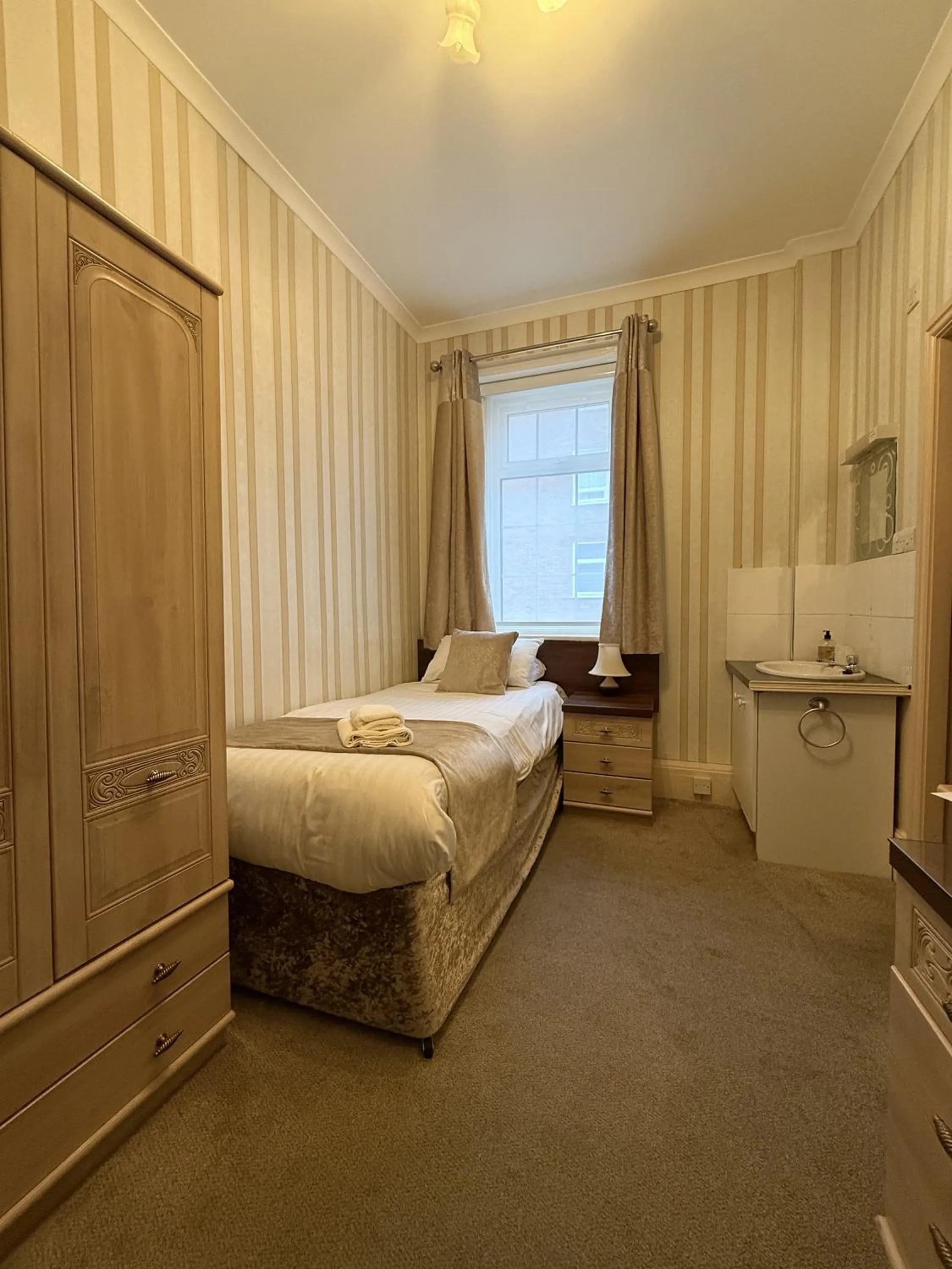 Bedroom, Bed in Clifton Park Hotel - Adults Only