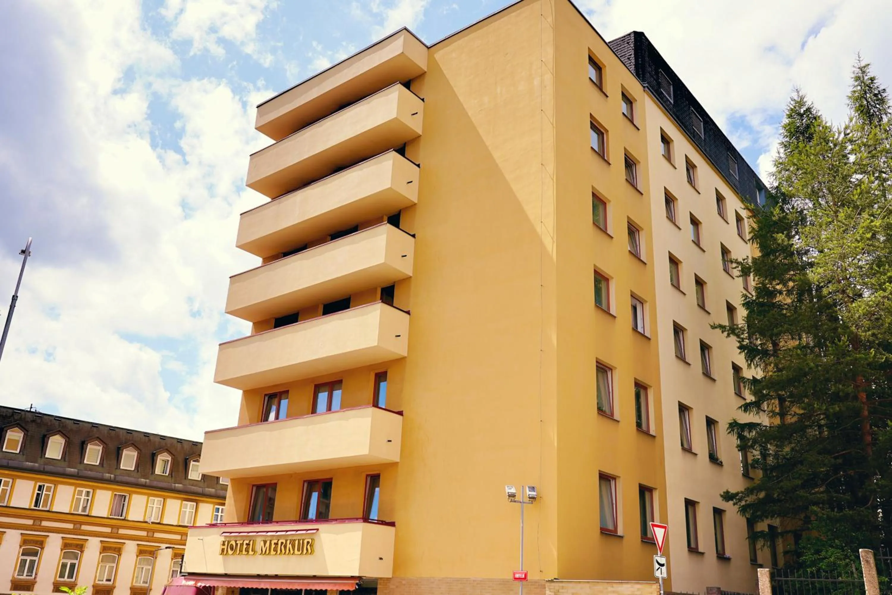 Property building in Hotel Merkur - Jablonec nad Nisou