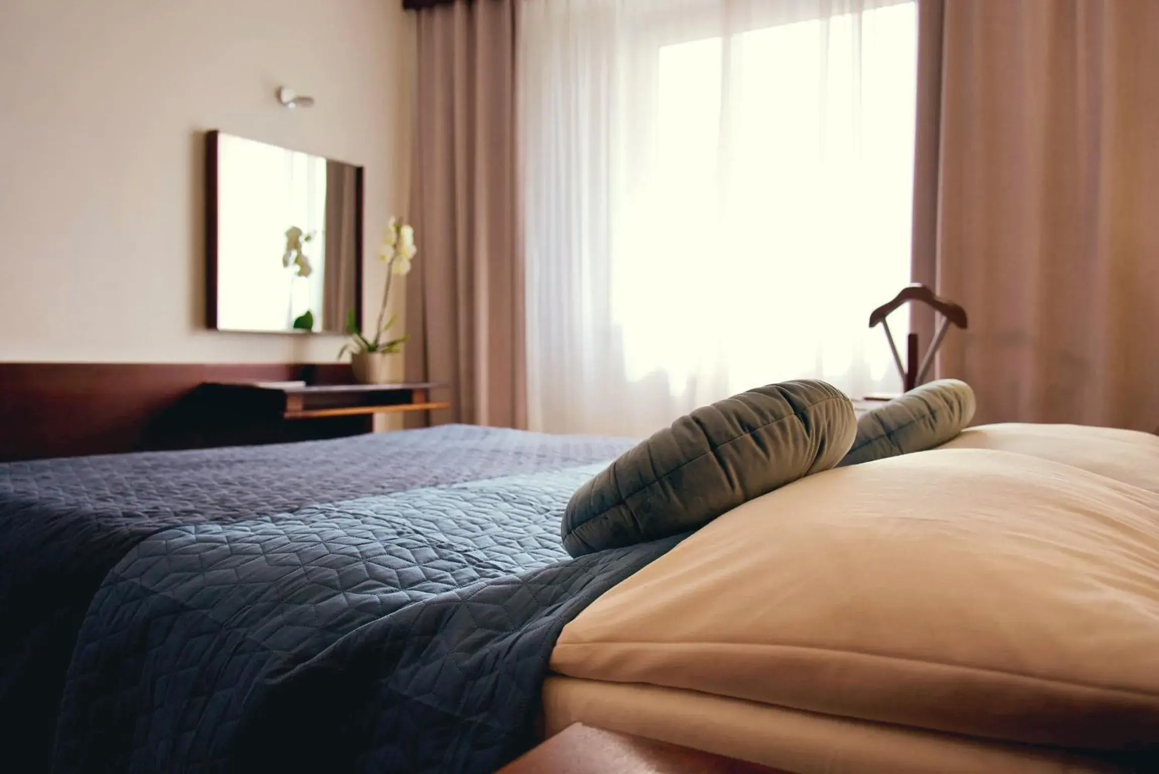 One-Bedroom Suite (2 Adults) in Hotel Merkur - Jablonec nad Nisou One-Bedroom Suite (2 Adults) in Hotel Merkur - Jablonec nad Nisou