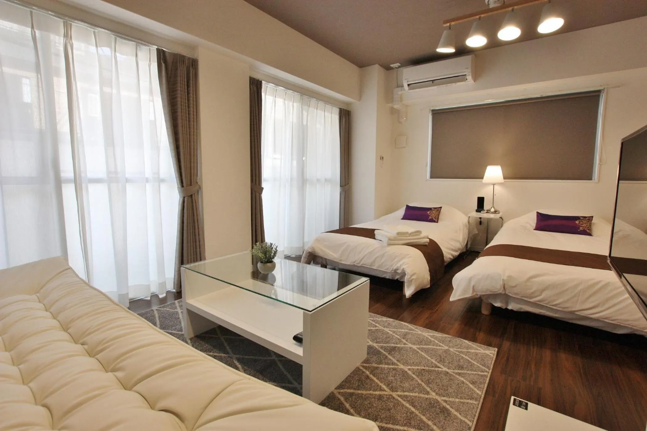 Photo of the whole room, Bed in Forest inn Tenjinminami