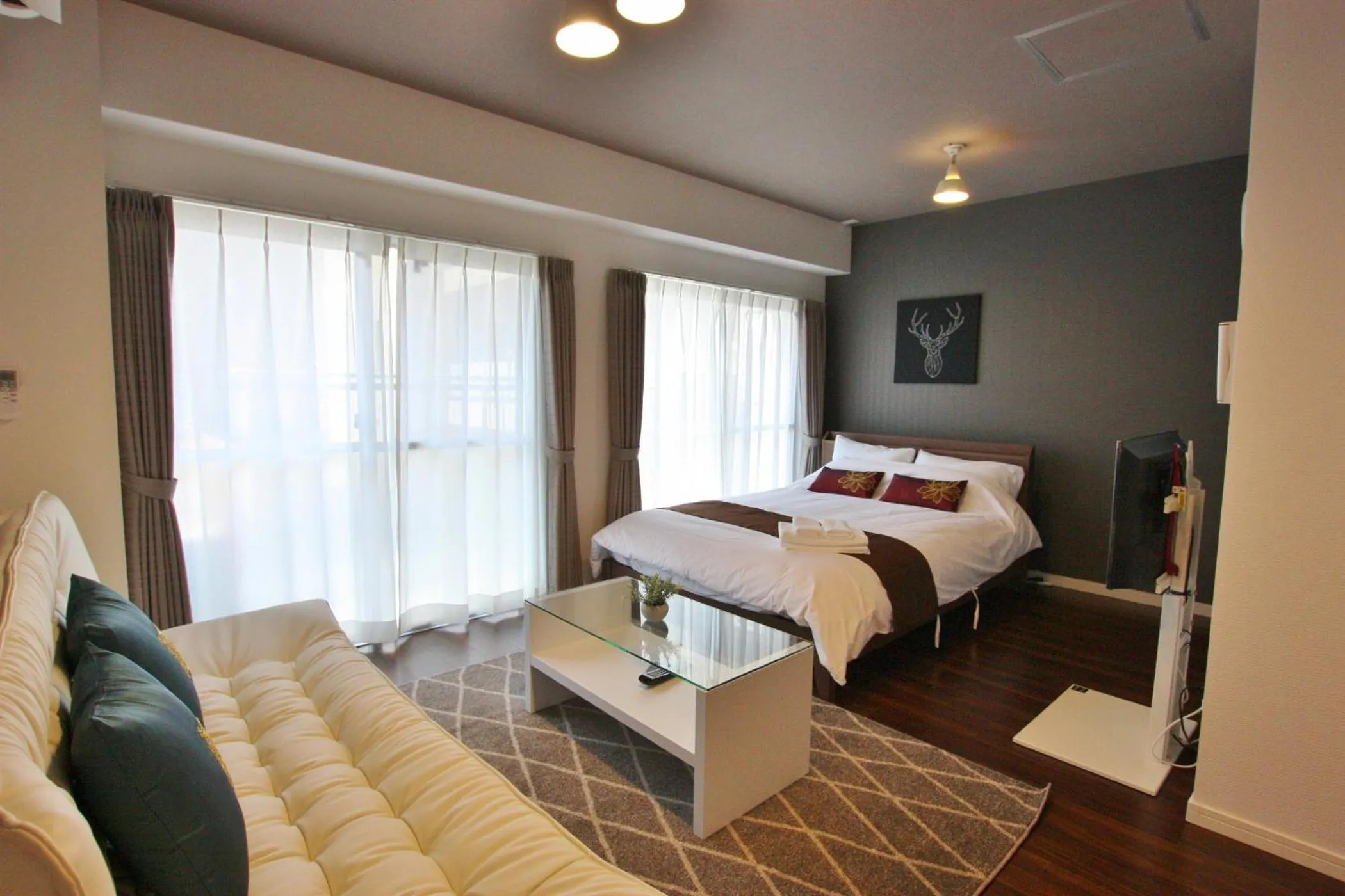 Living room, Bed in Forest inn Tenjinminami