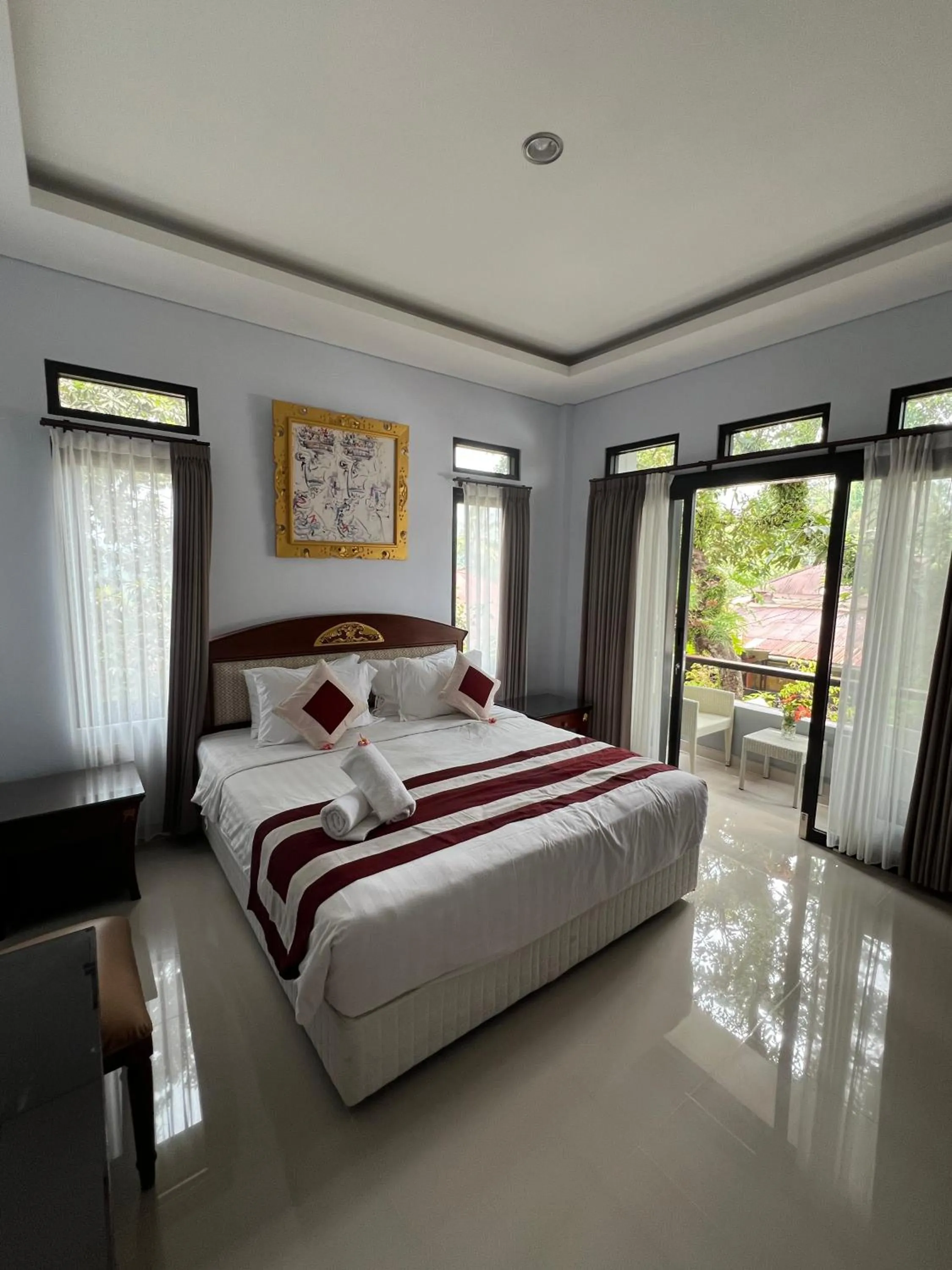 Bed in Mandhasativa Homestay