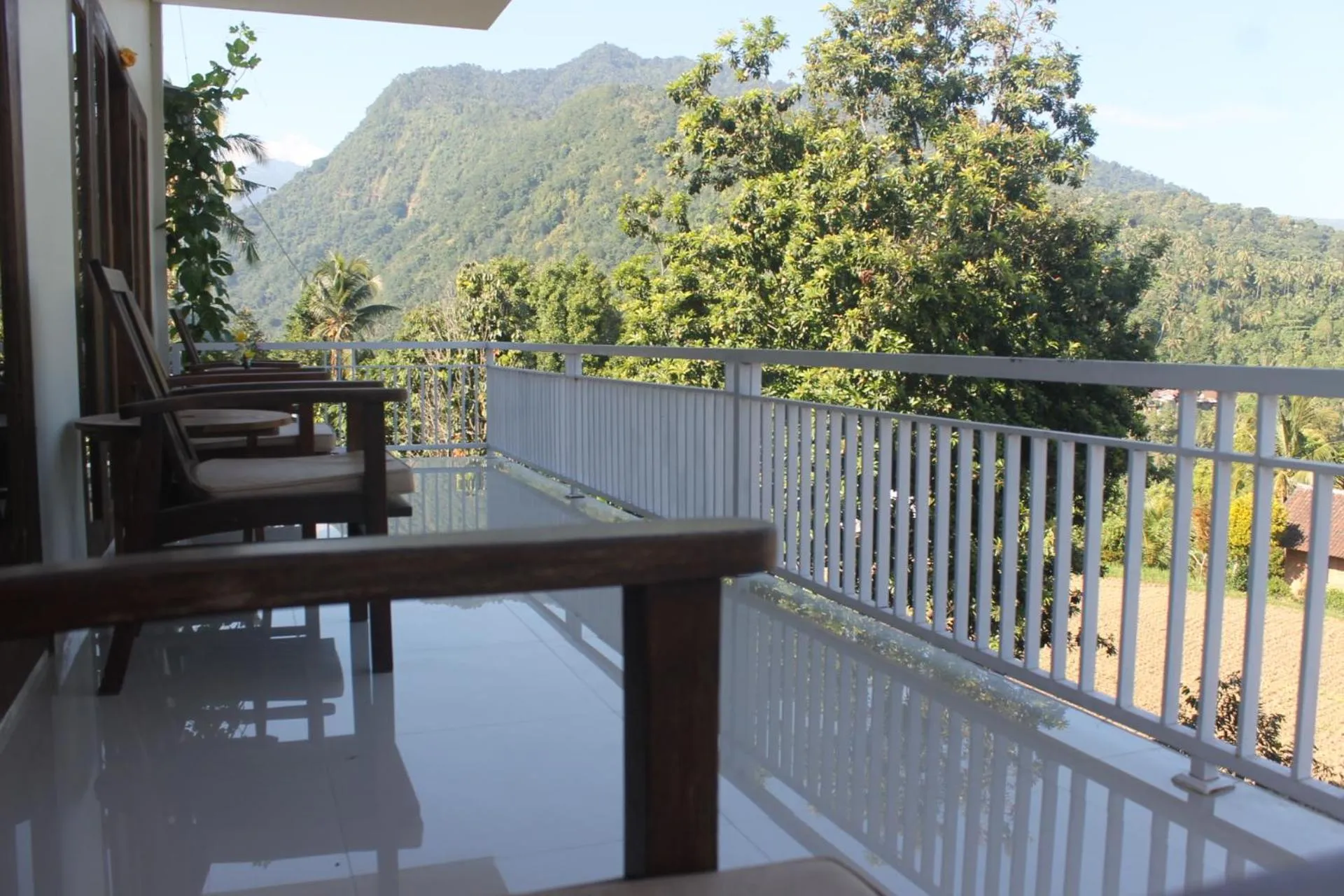 Balcony/Terrace in Mandhasativa Homestay