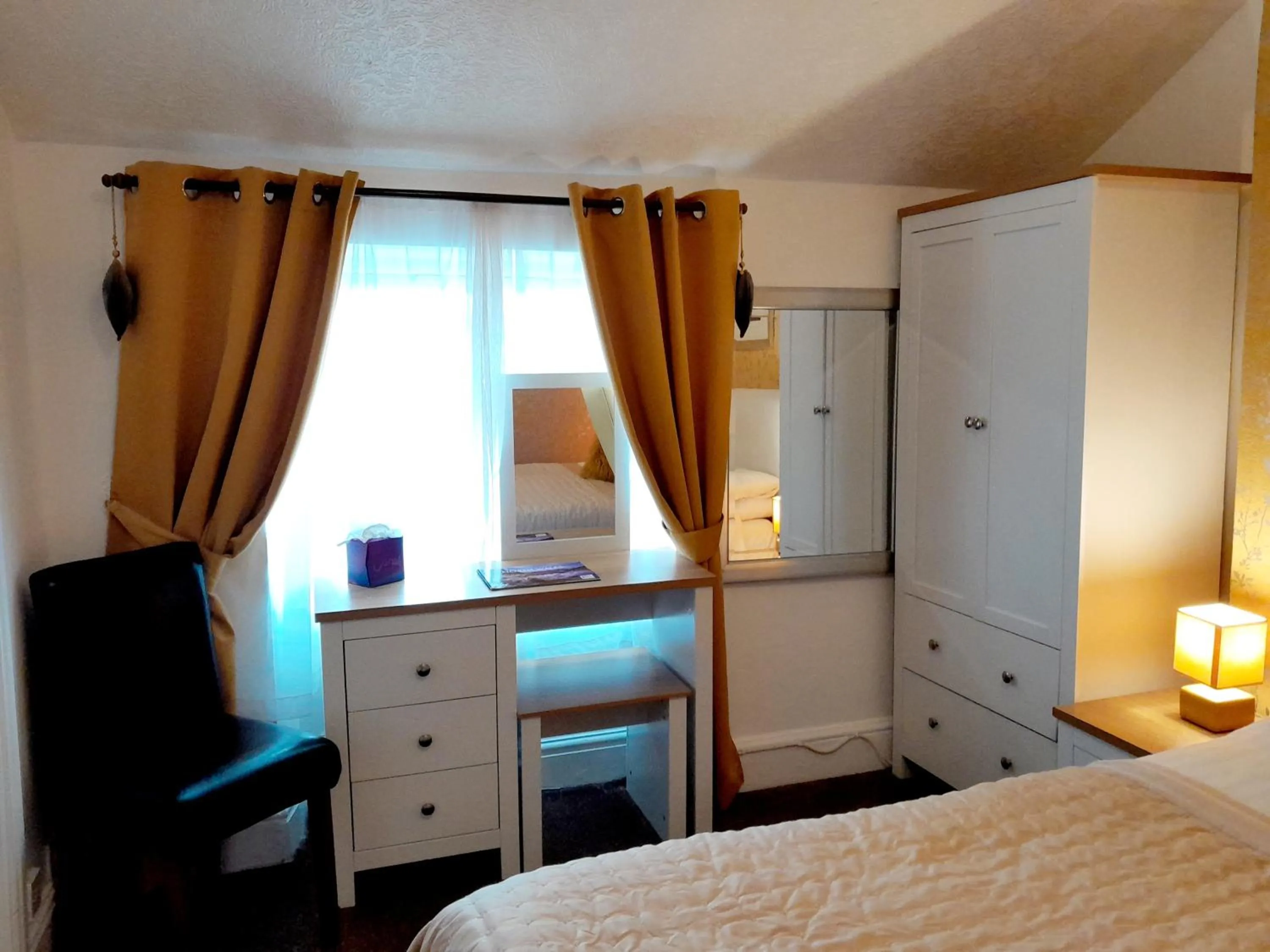 Bedroom, Bed in The Clovelly