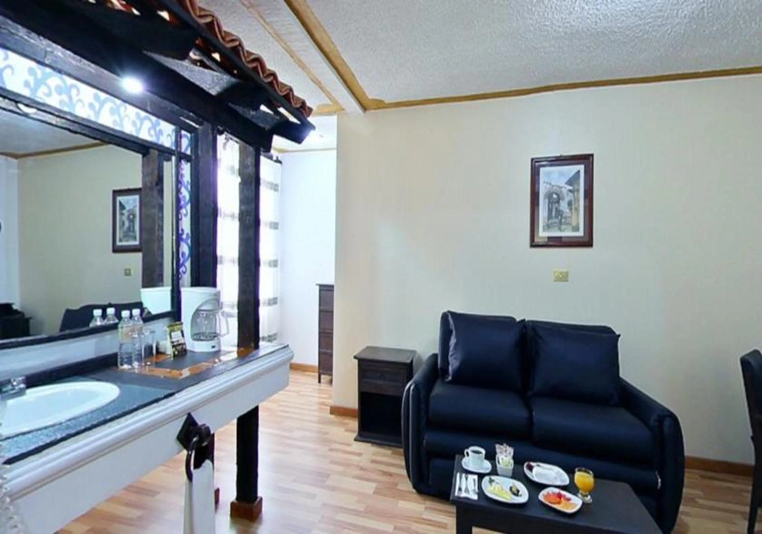 Photo of the whole room in Mision Xalapa Plaza de las Convenciones