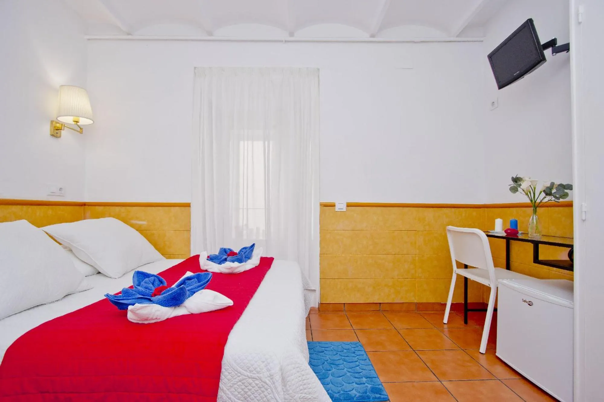 Bed in Barcelona City Rooms Hostal