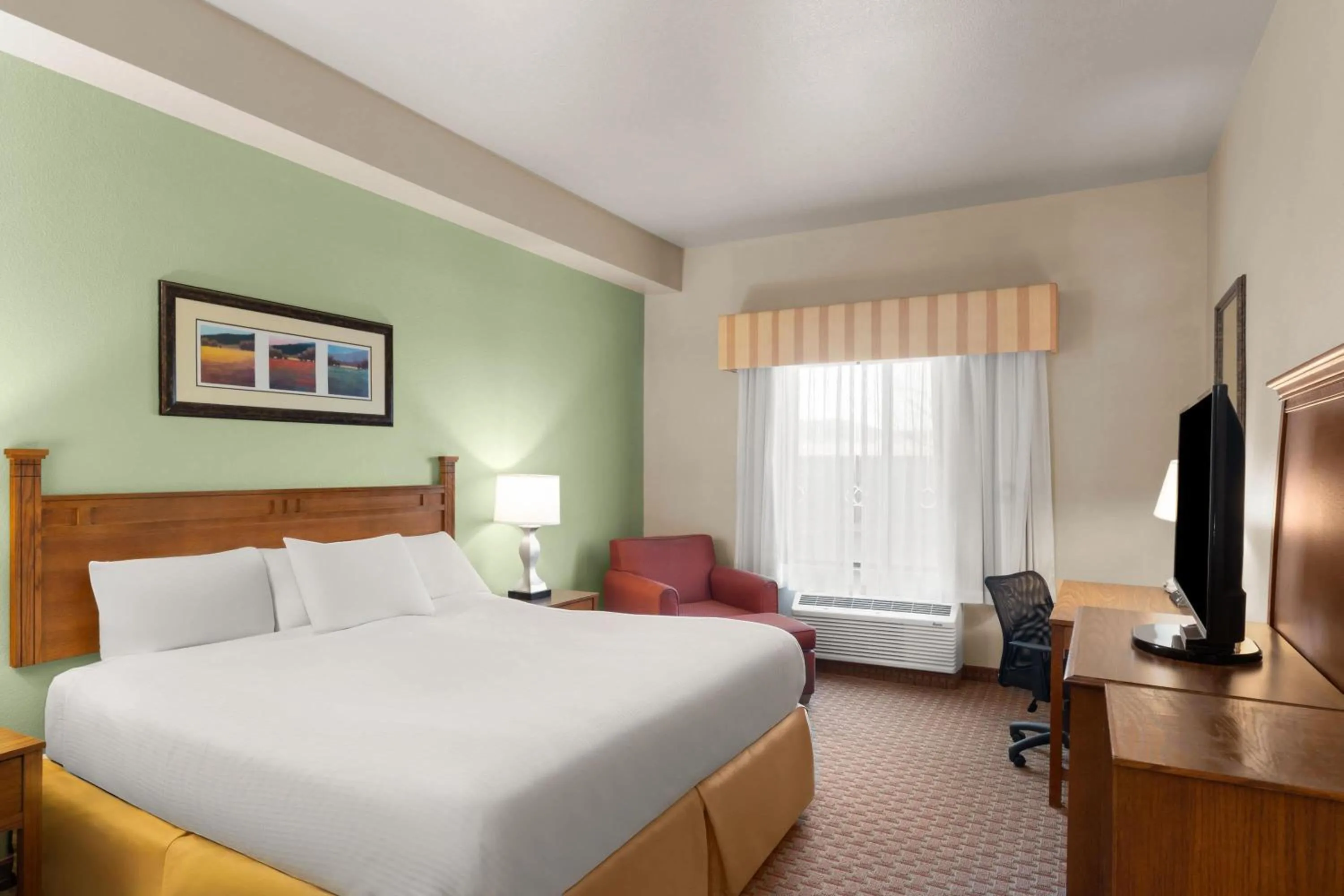 Photo of the whole room in Baymont Inn & Suites by Wyndham Sturgis